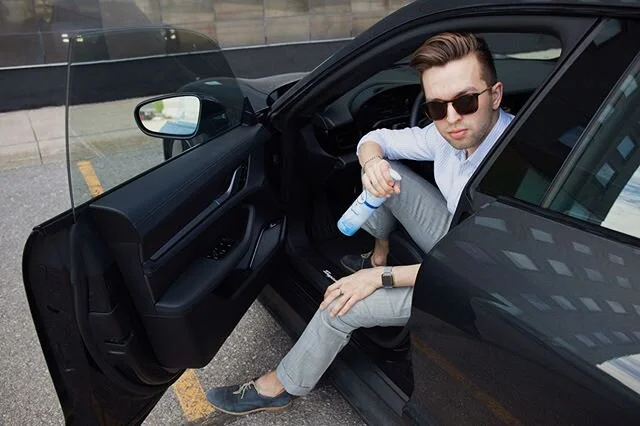 Warm weather and fresh crisp summer air is here. Time to make your home, and car smelling fresh and clean. I've always used #Febreze as my go-to choice for air fresheners. With being conscious on what I buy, I make sure I support brands that put qual