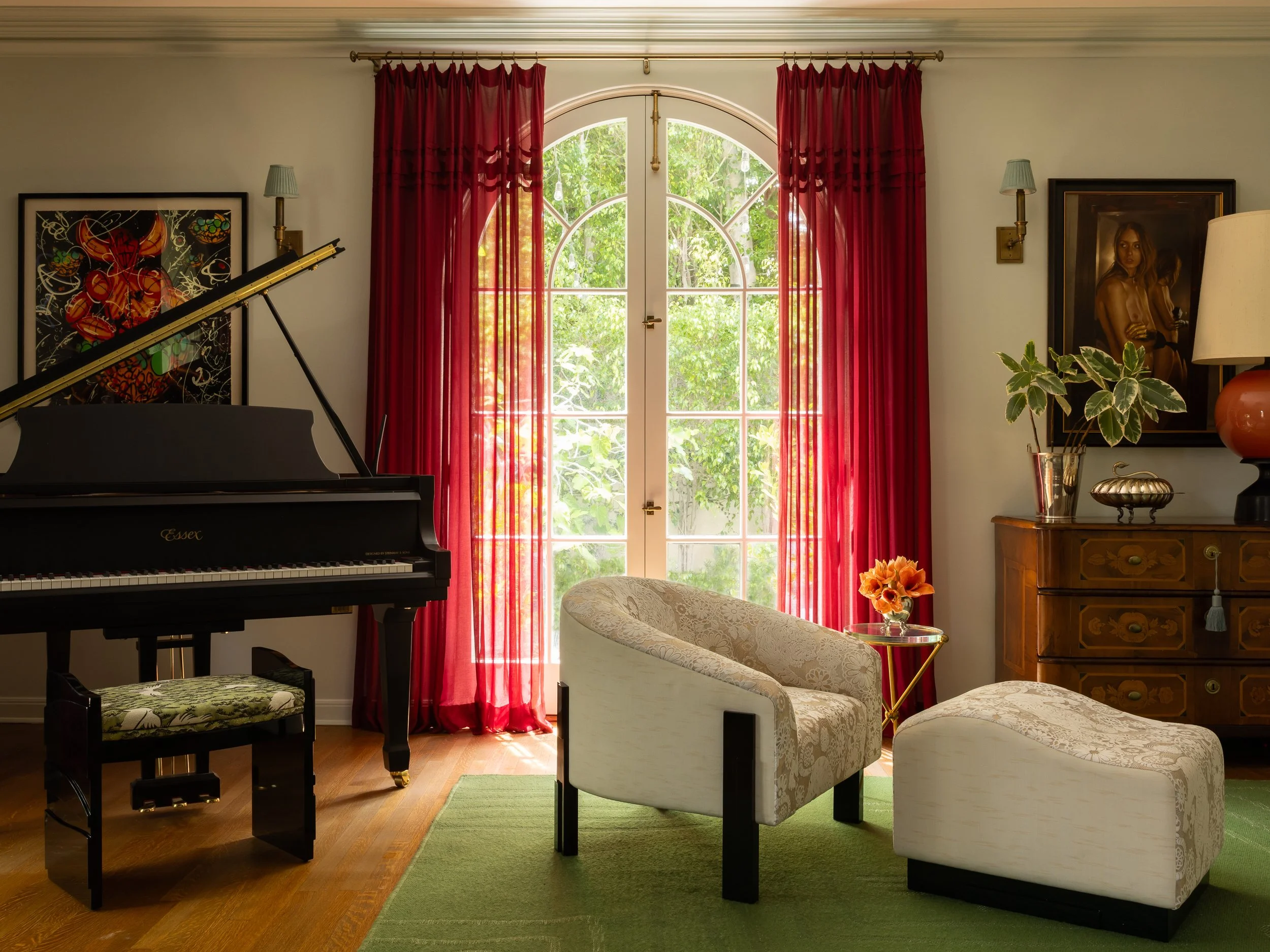 Kallio_PetalPromenade_LivingRoom_05.jpg