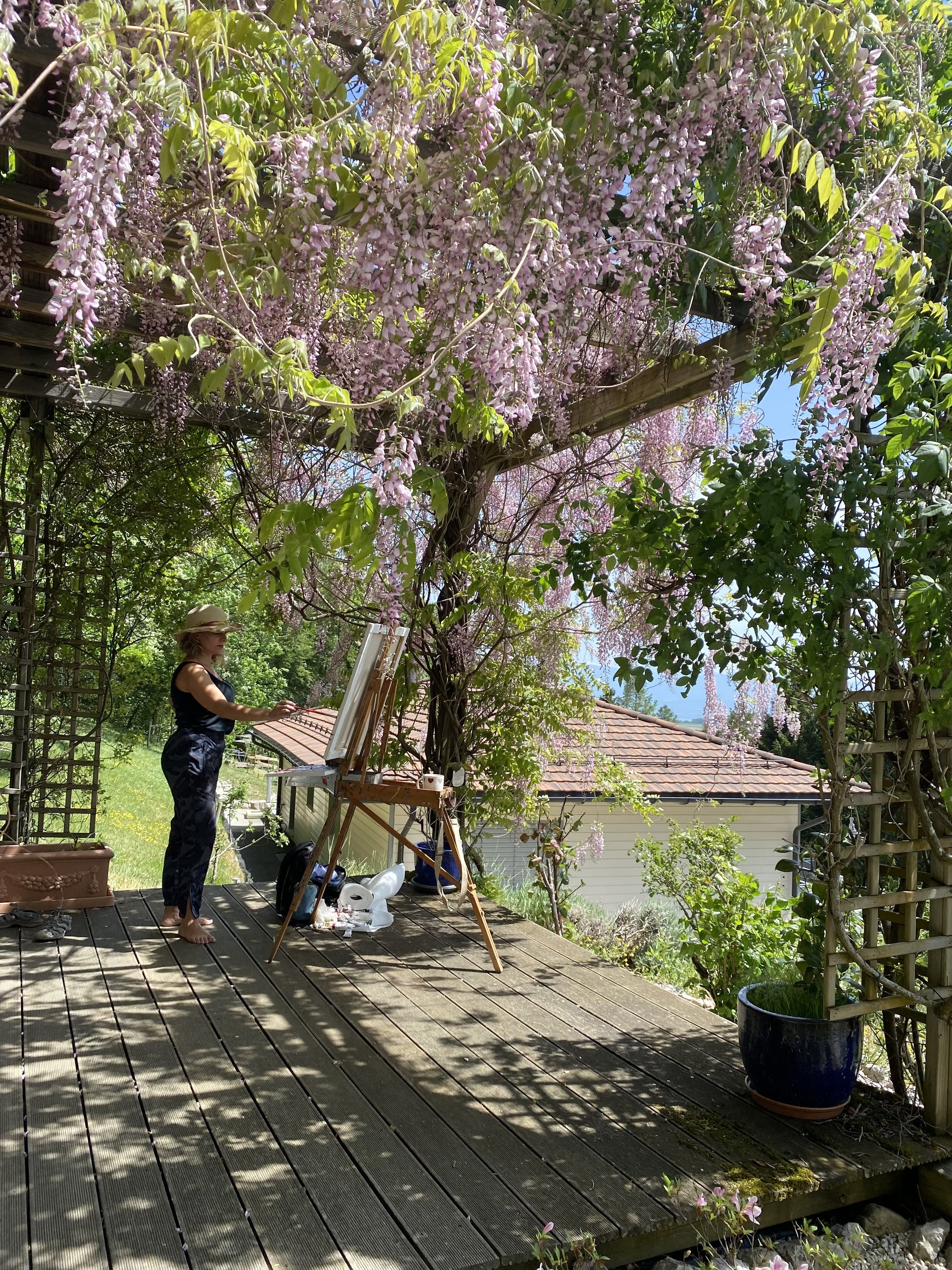  Private Commissions  Sonya Sklaroff accepts a limited number of private commissions for those seeking large-scale paintings for private residences and collections.  Each project begins with a careful consideration of the architecture, scale, and lay