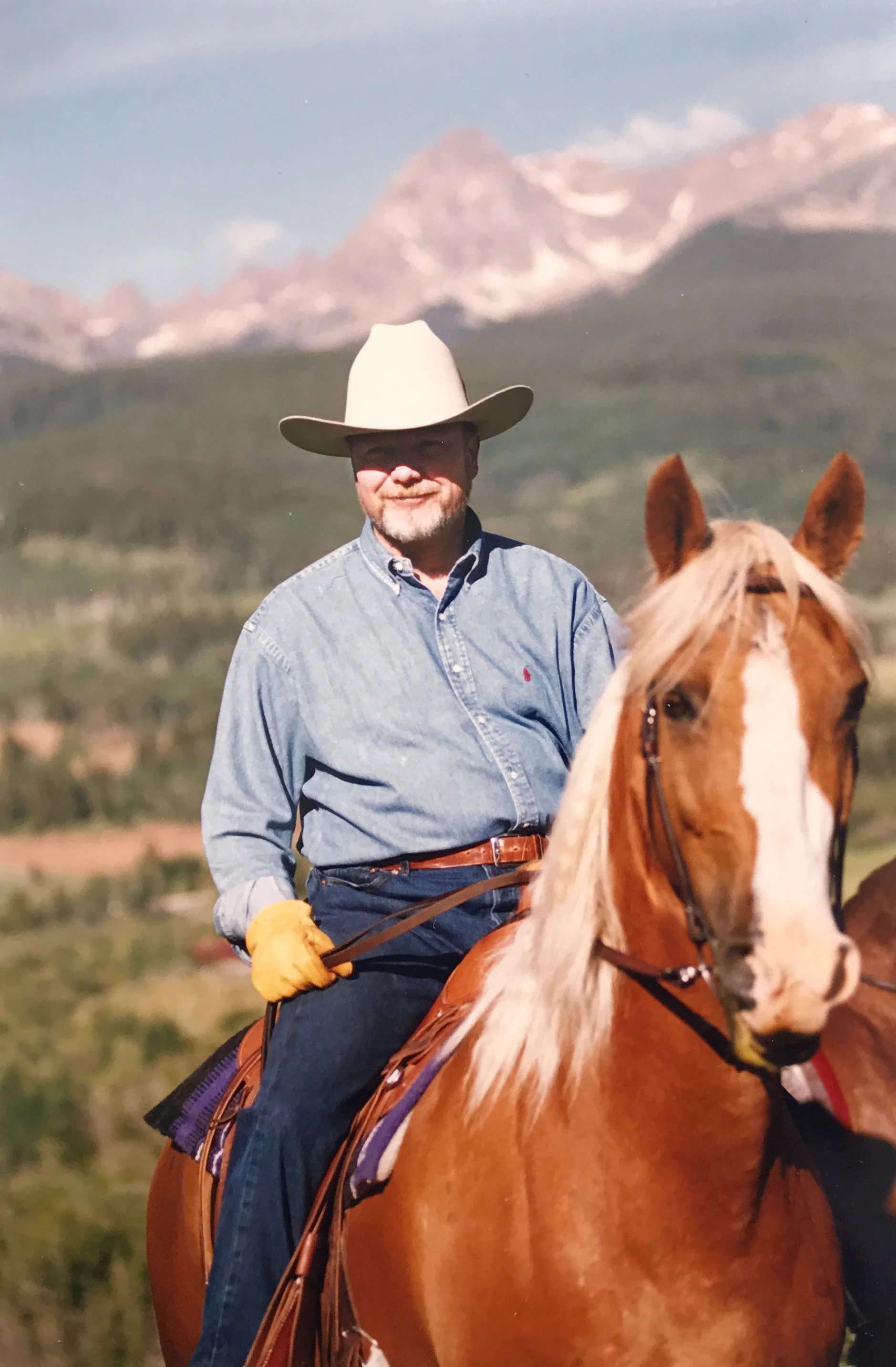 ed-horse.jpg