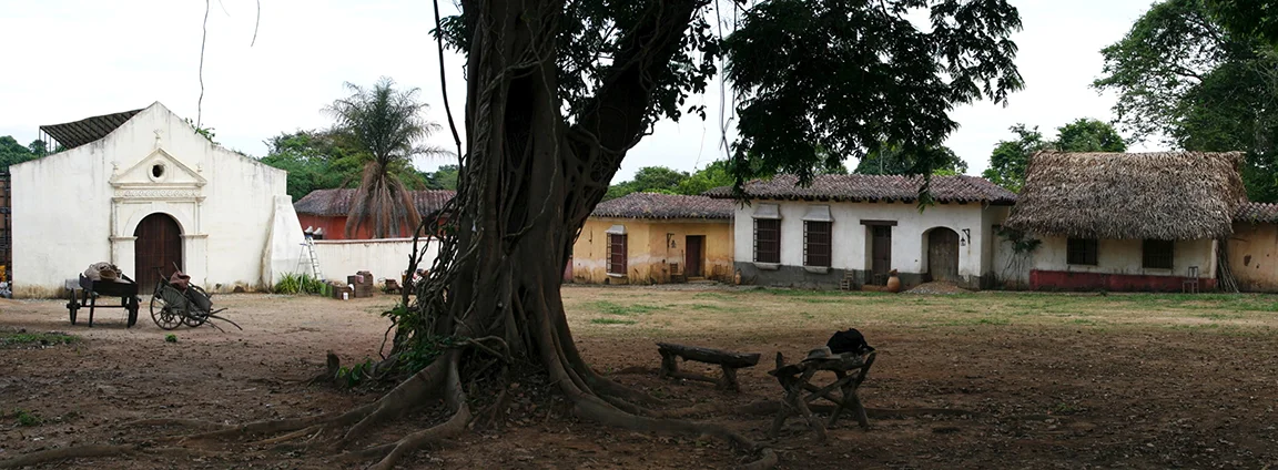 Angostura pan 4.jpg