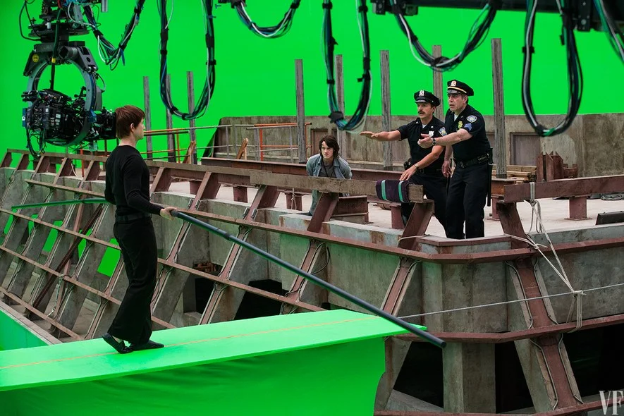 the-walk-behind-the-scenes-ss03.jpg
