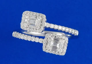 18k Dina diamond round and baguette by pass ring