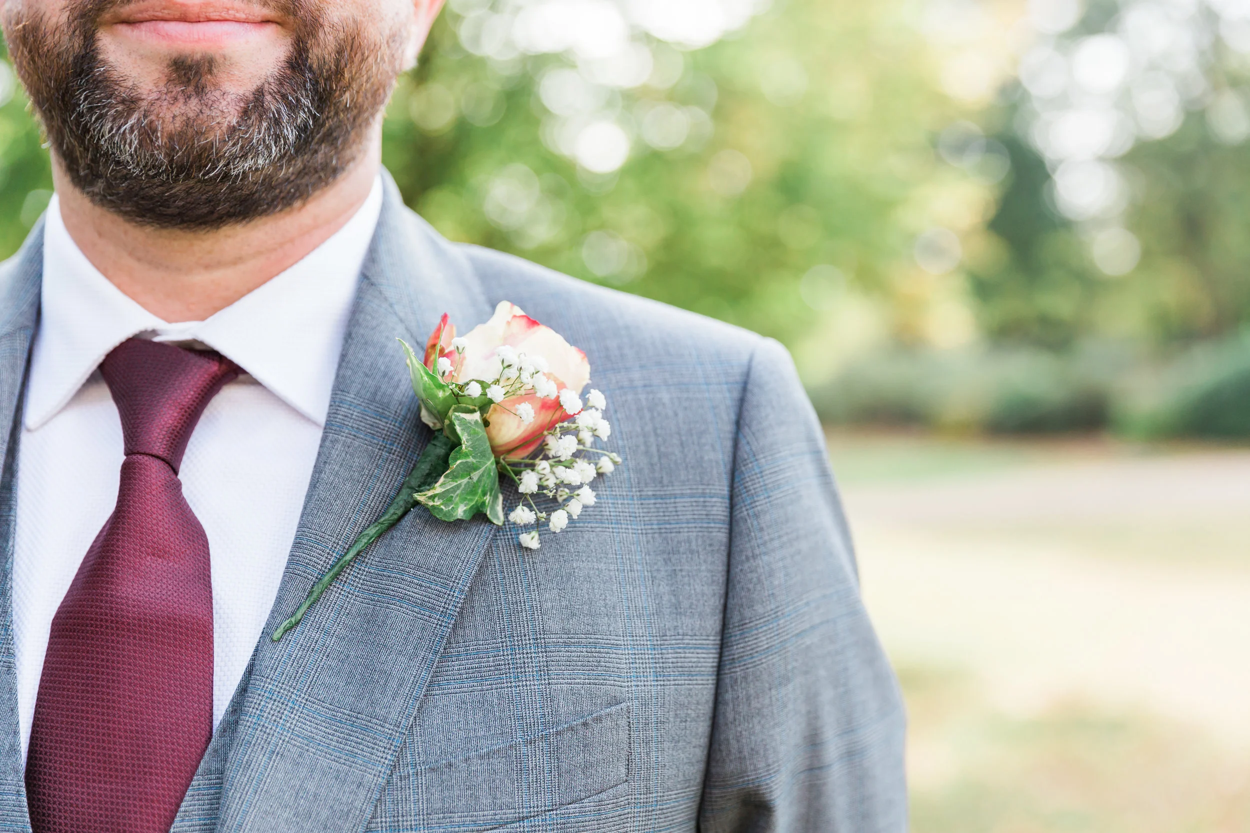 autumn wedding buttonhole.jpg