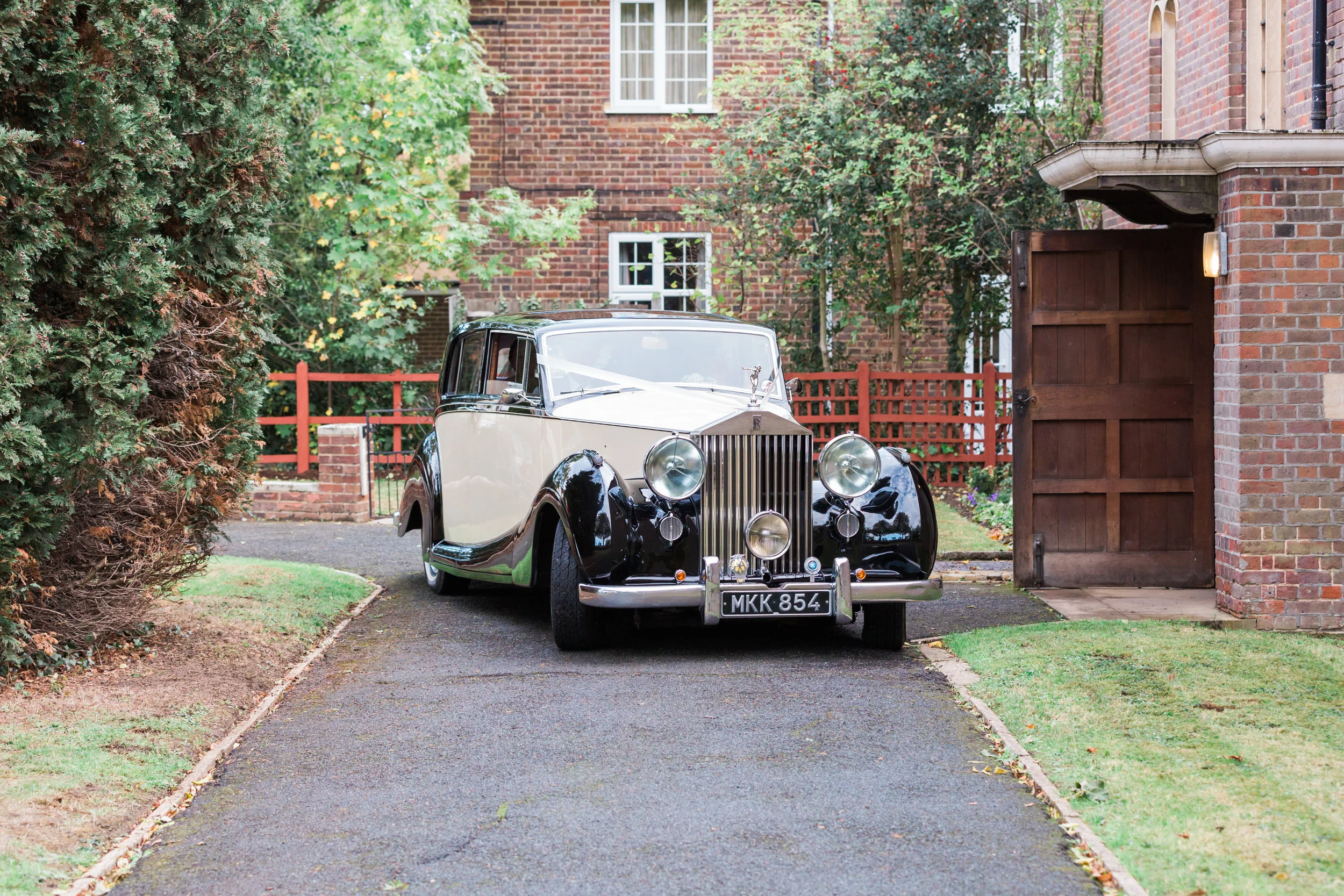wedding transport windsor.jpg