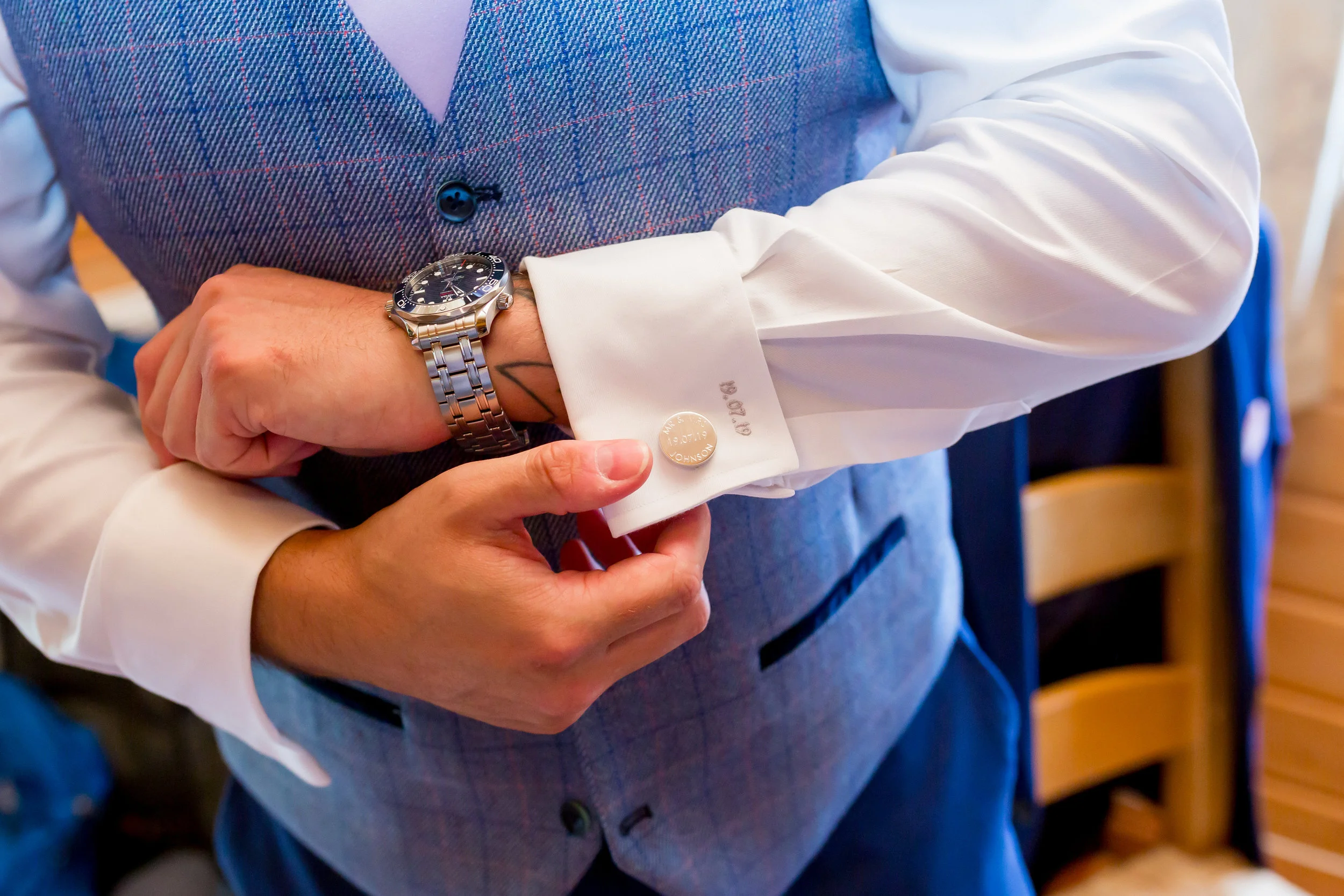 grooms cufflink.jpg