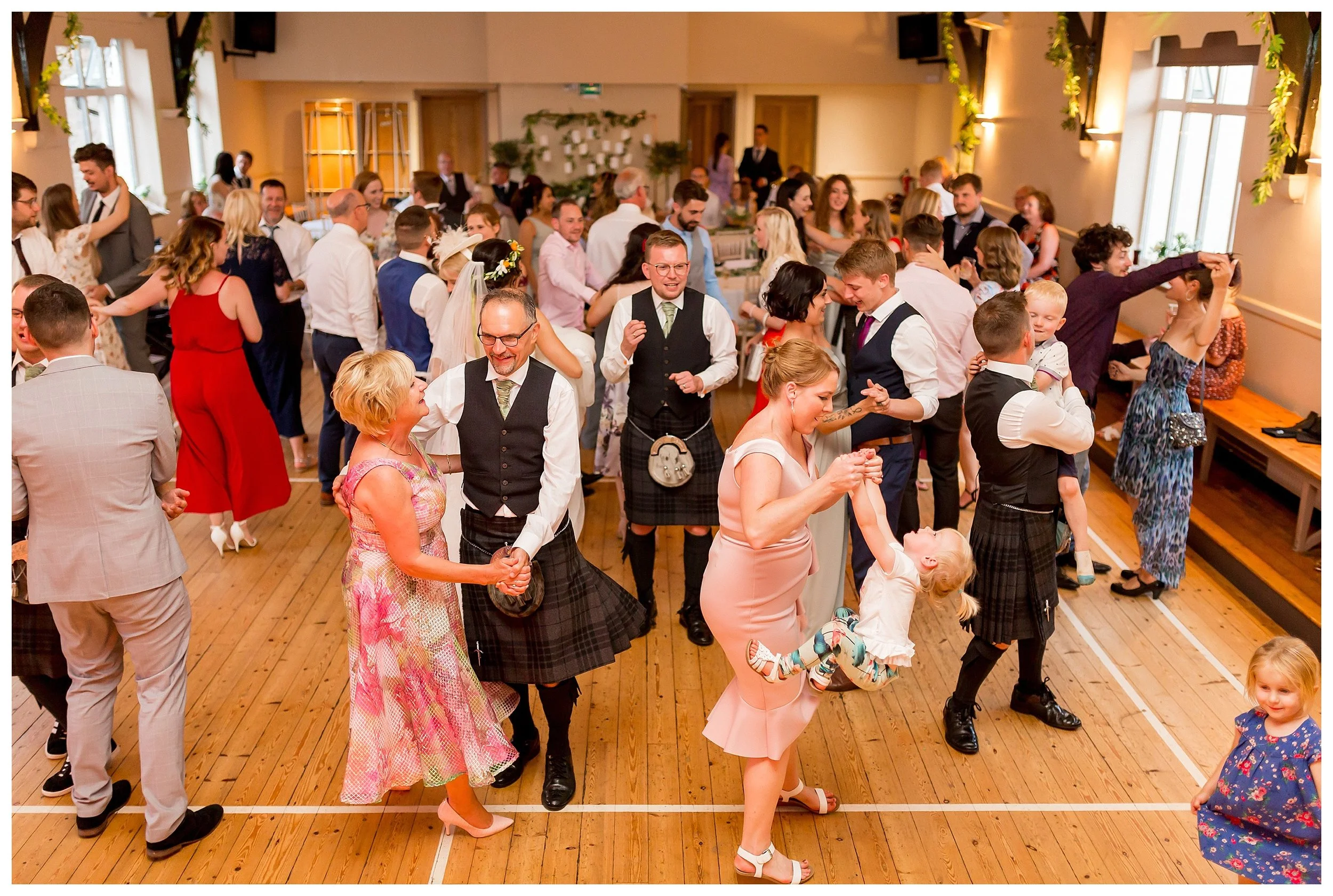 wedding dancing.jpg