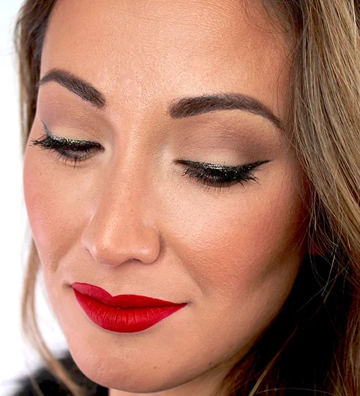 New Year's Eve Makeup Idea: Gold Glitter Eyeliner
