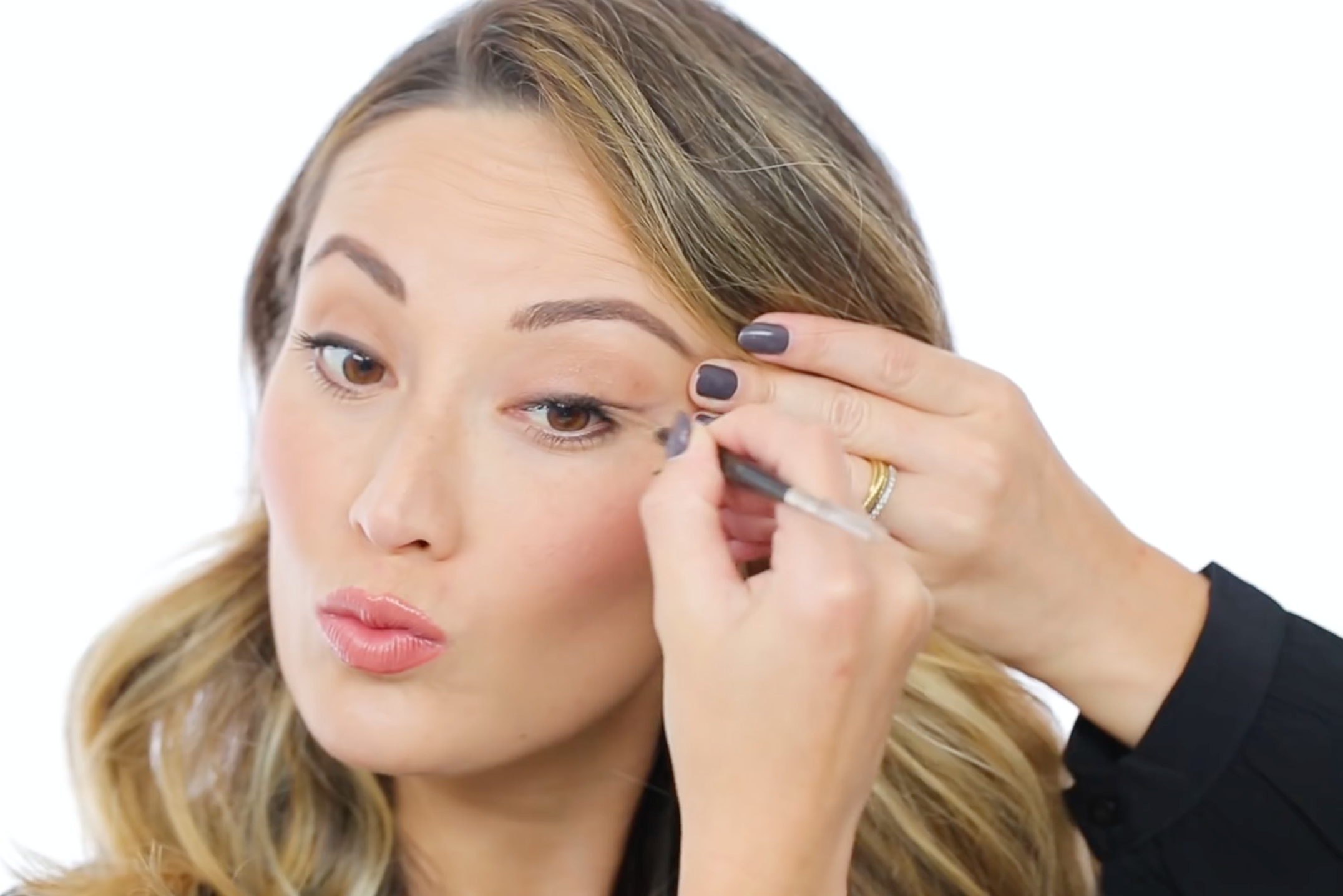 3 Easy Ways to Prevent Wrinkles Beyond Your Skincare Routine