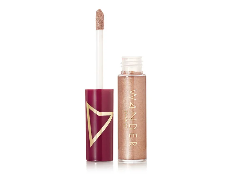 This Shimmery Liquid Eye Shadow Won't Budge on Oily Lids