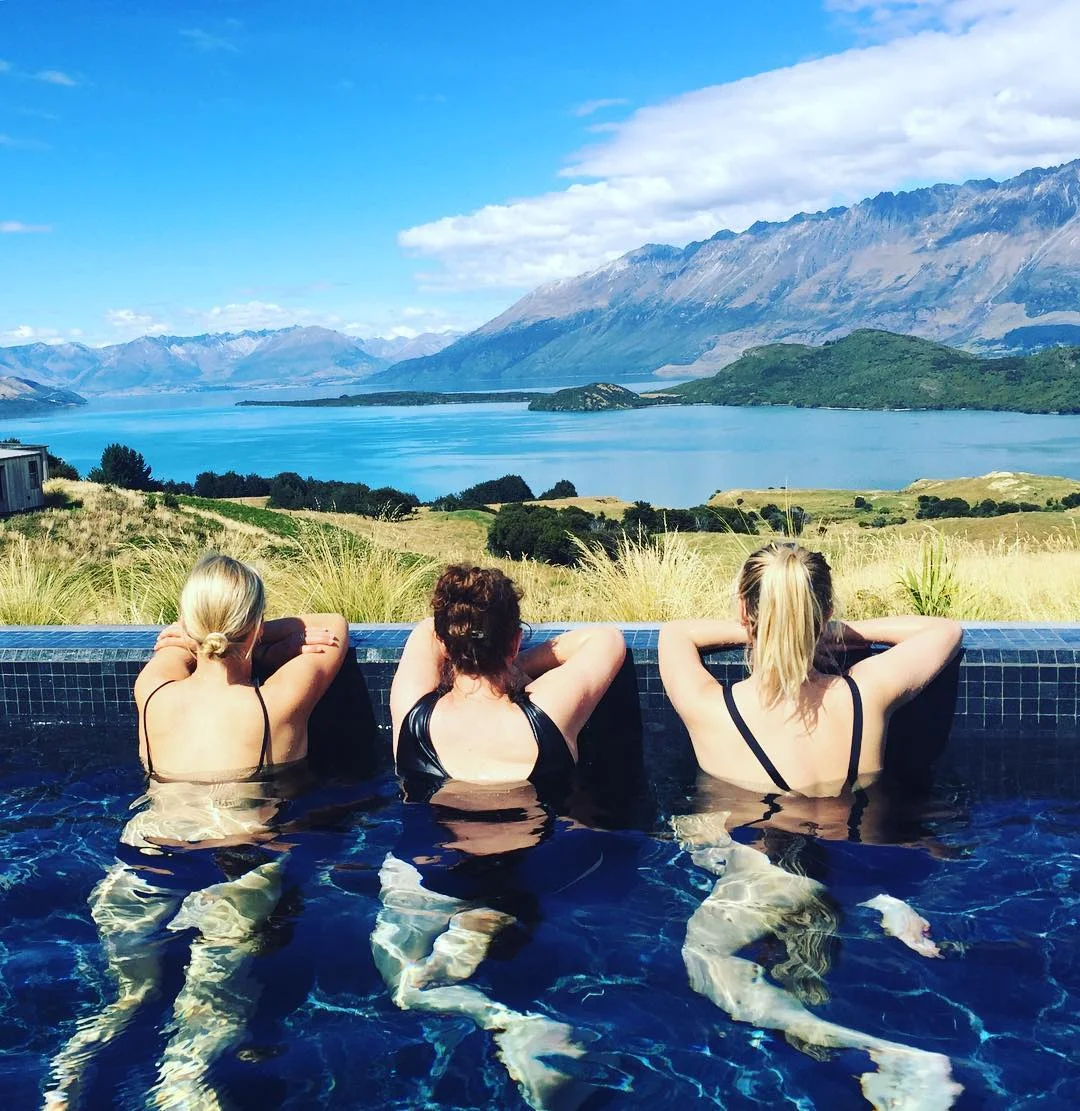 A Celeb Makeup Artist On Where She Gets Pampered with A-List Pals