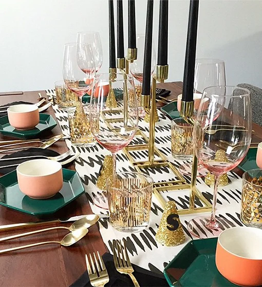 Table Setting Ideas For The Holidays | #PrettyLittleProjects