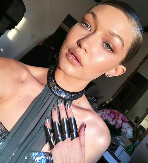 gigi-hadid-met-gala-2016