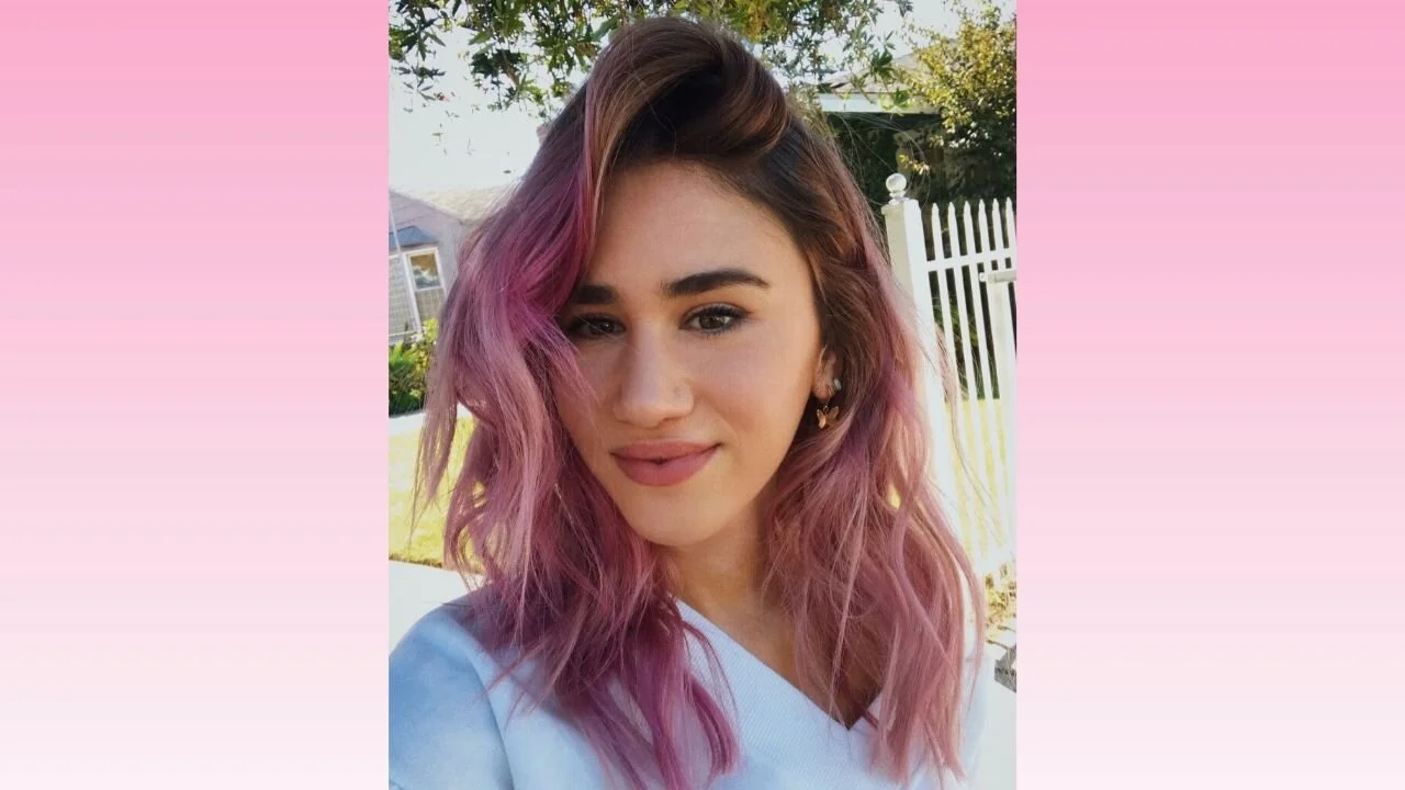 Here’s How I Keep My Pink Hair Healthy