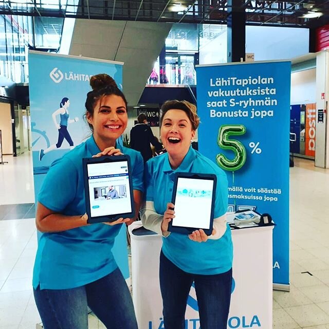 Niin ett&auml; oliko meill&auml; kivaa? 
No se n&auml;kyy varmaan naamasta 😃🤩 ohjattiin asiakkaita @lahitapiola_vellamo n palveluihin hyv&auml;ll&auml; menestyksell&auml; sek&auml; pidettiin hyv&auml;&auml; fiilist&auml; p&auml;&auml;ll&auml; 🙌@ka