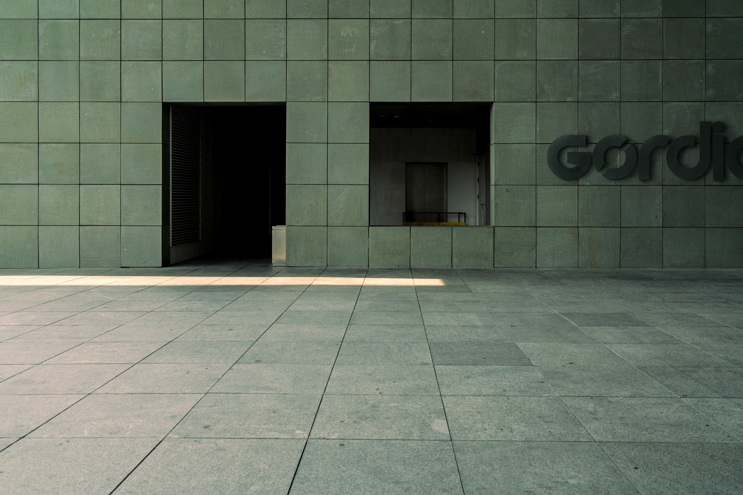 Gordian_PS2_Flat.jpg