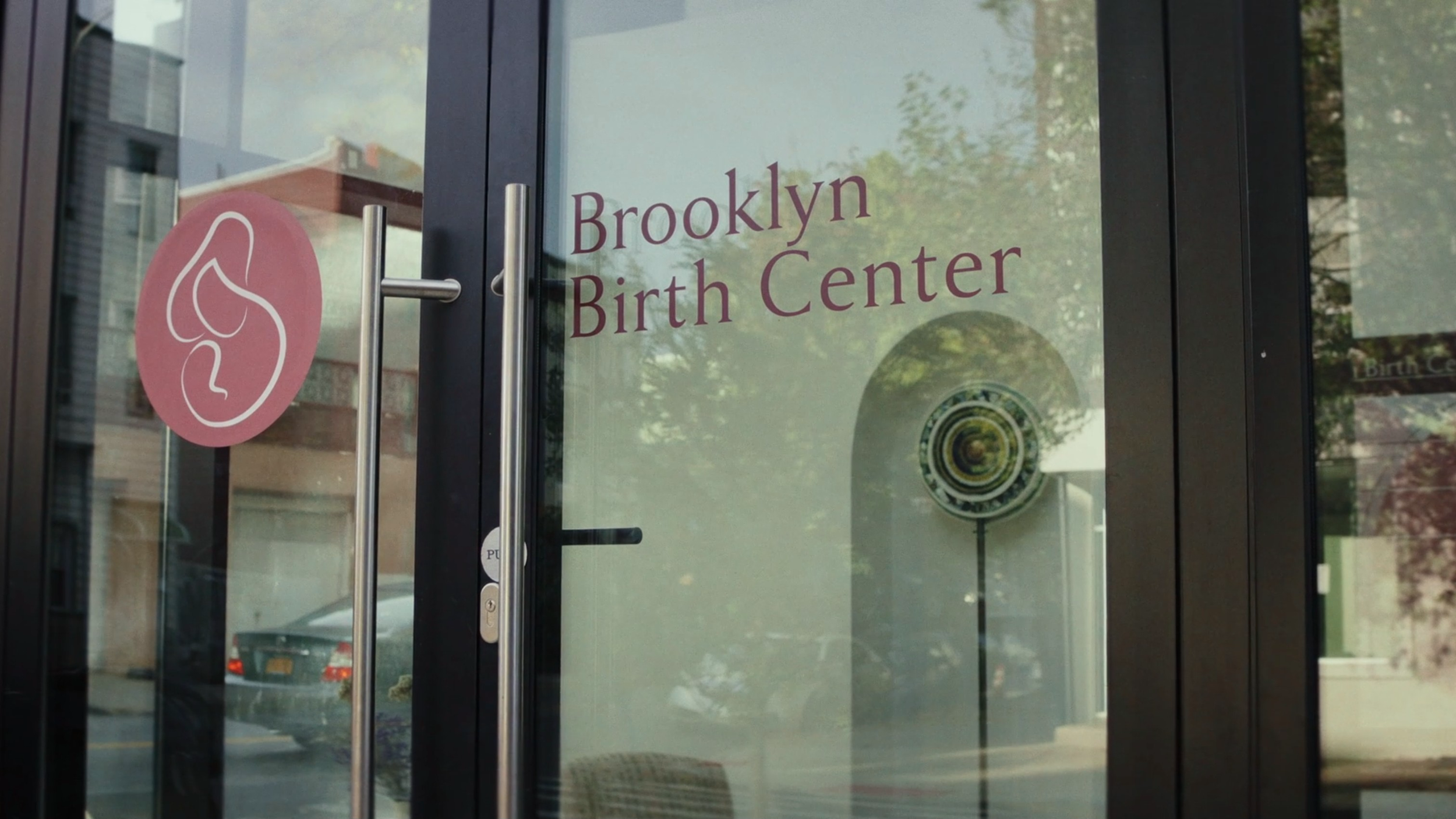 VS--PokerFace-Peacock-5’27” (1).png