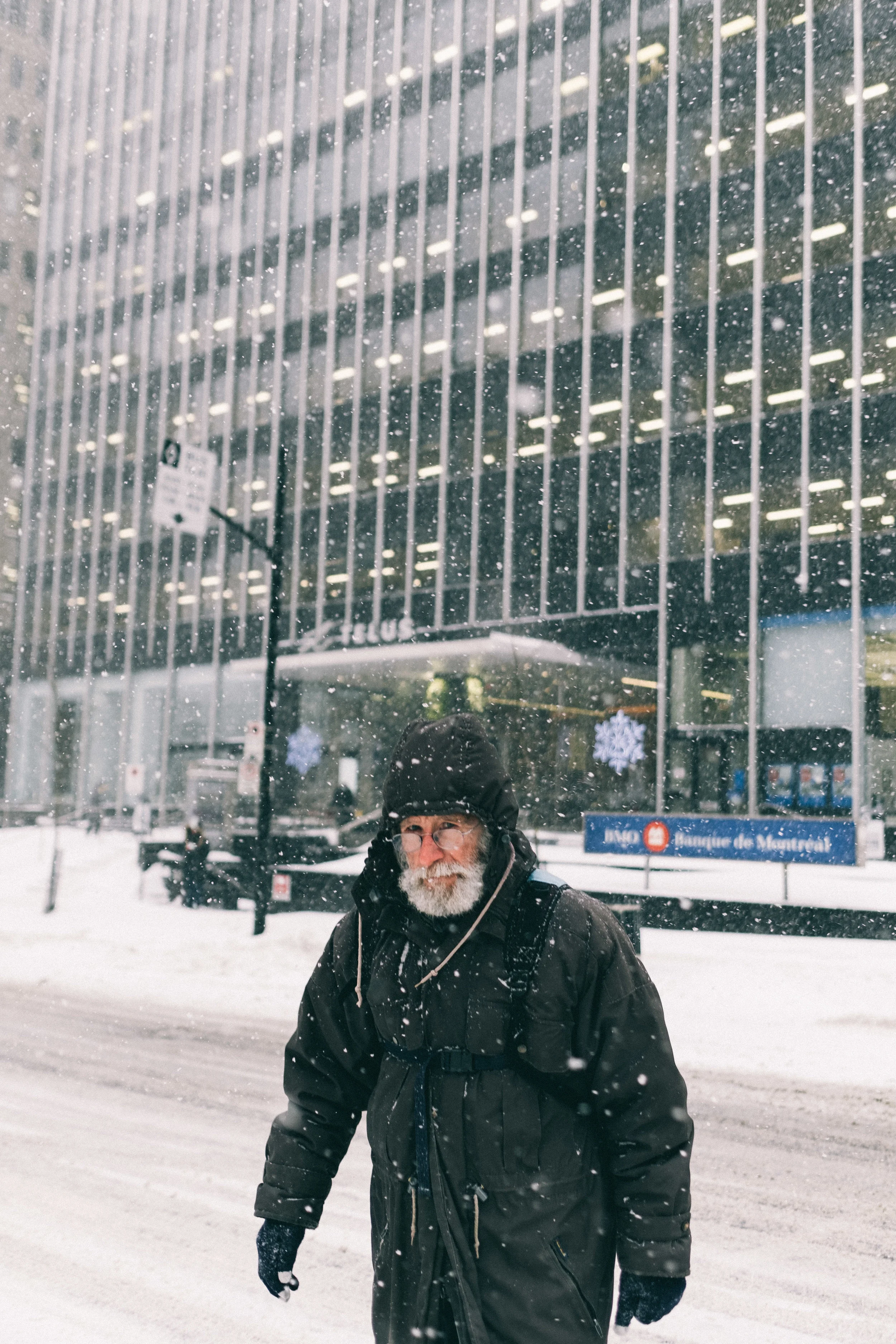 street santa claus undercover.jpg