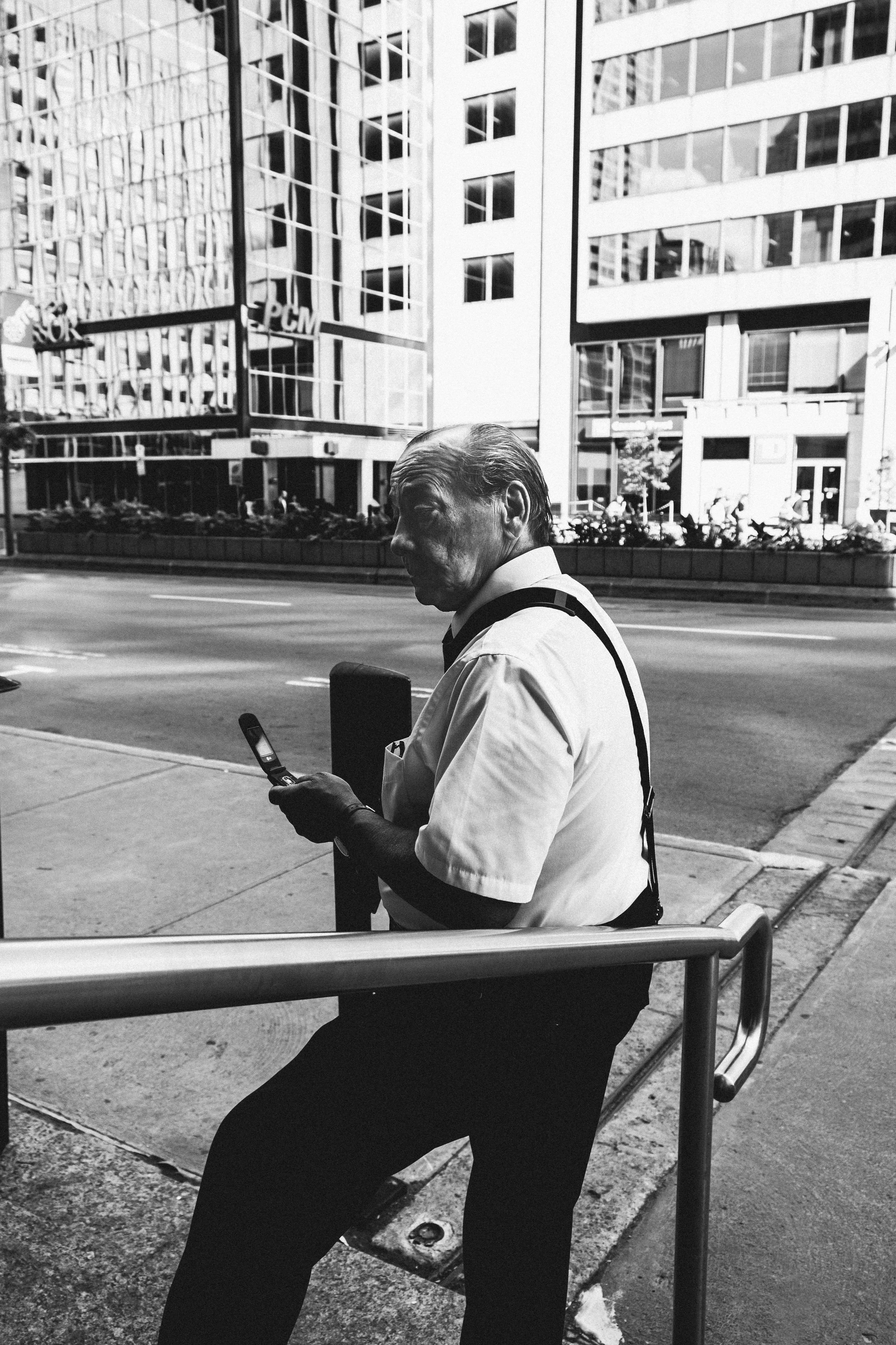 street sexting.jpg