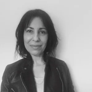 Laura-Cesaroni-Photo-Cropped.jpg