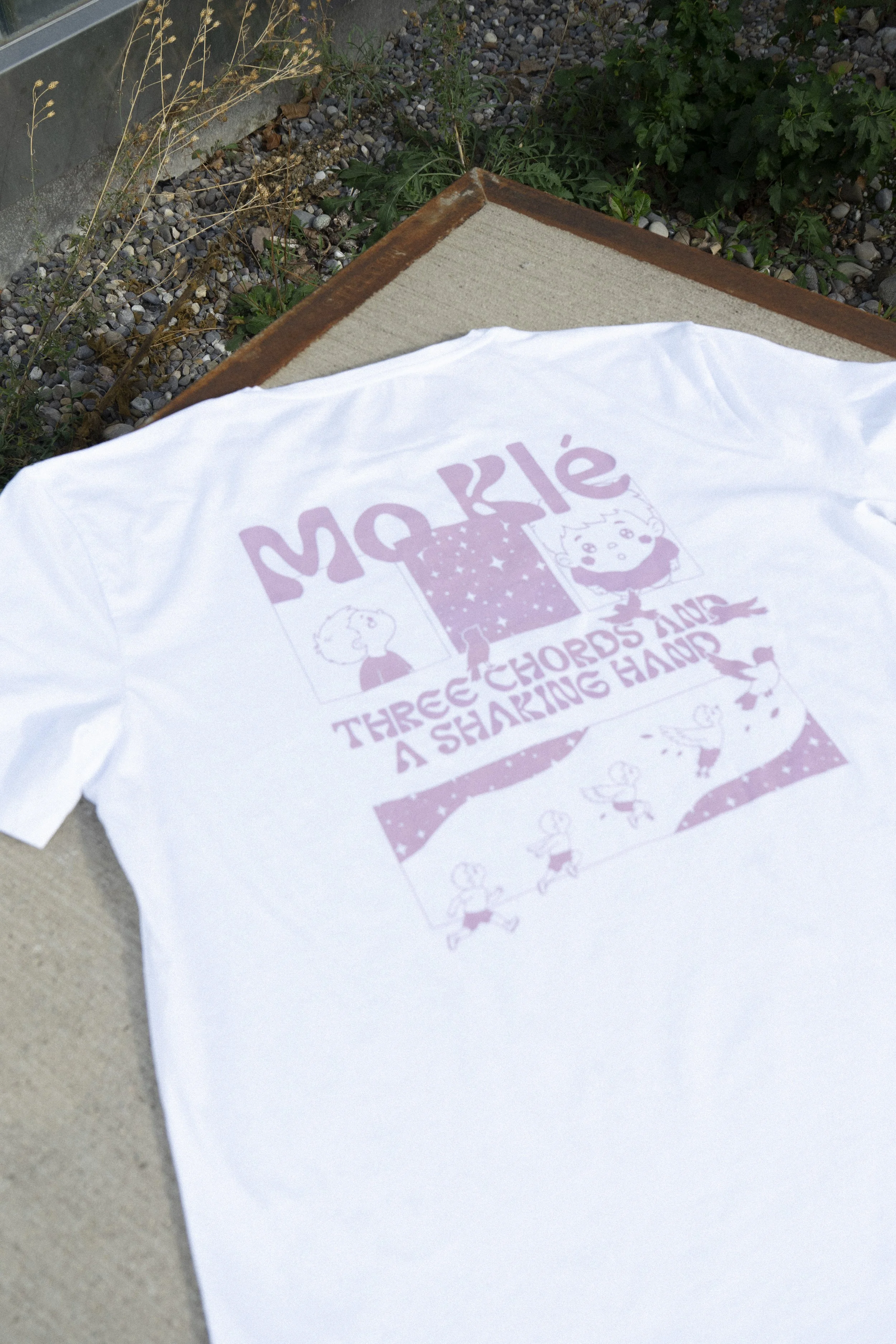 Mo-Klé-T-Shirt-Thre-Chords-And-A-Shaking-Hand-Mood-1.jpg