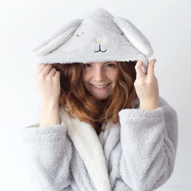 So Rachael and I are working hard at the moment! Dissertations and book launches aren't the least stressful things in the world 😛. I am wearing this adorable cuddly thing whilst writing this (if you want more photos of it check out our pyjama blog!). There's a new blog post up soon (hopefully this week about a lingerie shoot I did last week (part of the charity photo shoot) but more about that later!
Hope you're all having a good week and no-ones too stressed out 😛
Charlotte xxx
Model: @poisoned_cosplay
Photo: @r_hains
Editing: @poisoned_photography1
#blog #lifestyle #photographer #model #studio #lifestyleblog #aesthetic #colour #girls #photo #instaphoto #cosplay #bloggers #stress #dissertation #book #launchig #events #eventplanning