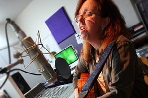 suzie-schomaker_300x200.jpeg