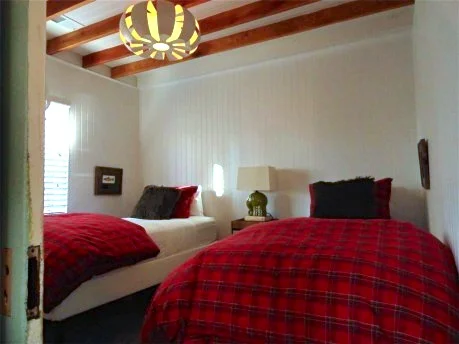 Twin Beds.jpg