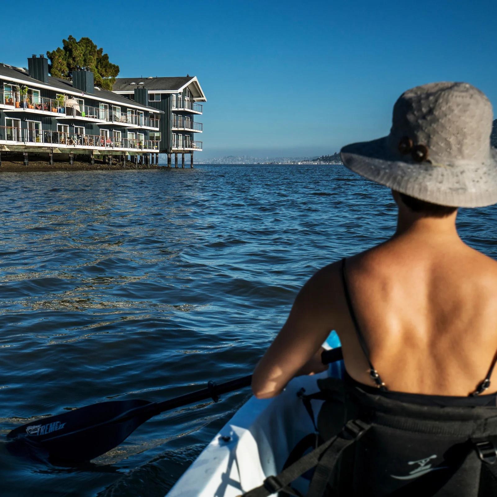 The Cove at Tiburon offers its residents complimentary use of kayaks and paddleboards.