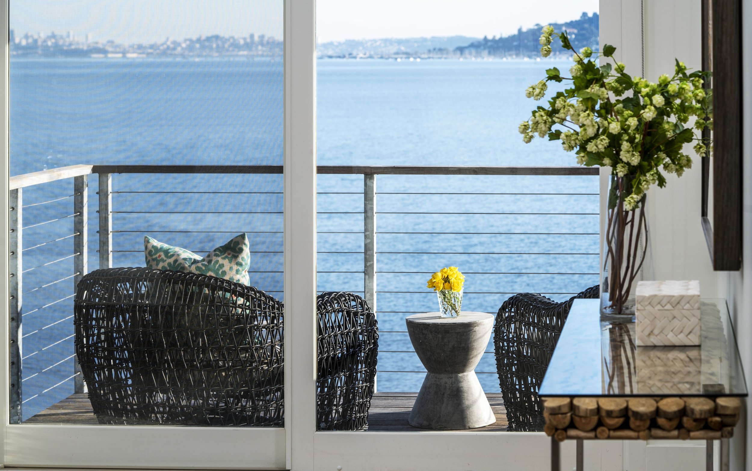 Maximus_The-Pointe-at-Cove_4Bdrm_aMaster-Bedroom-Patio_181207_162218.jpg
