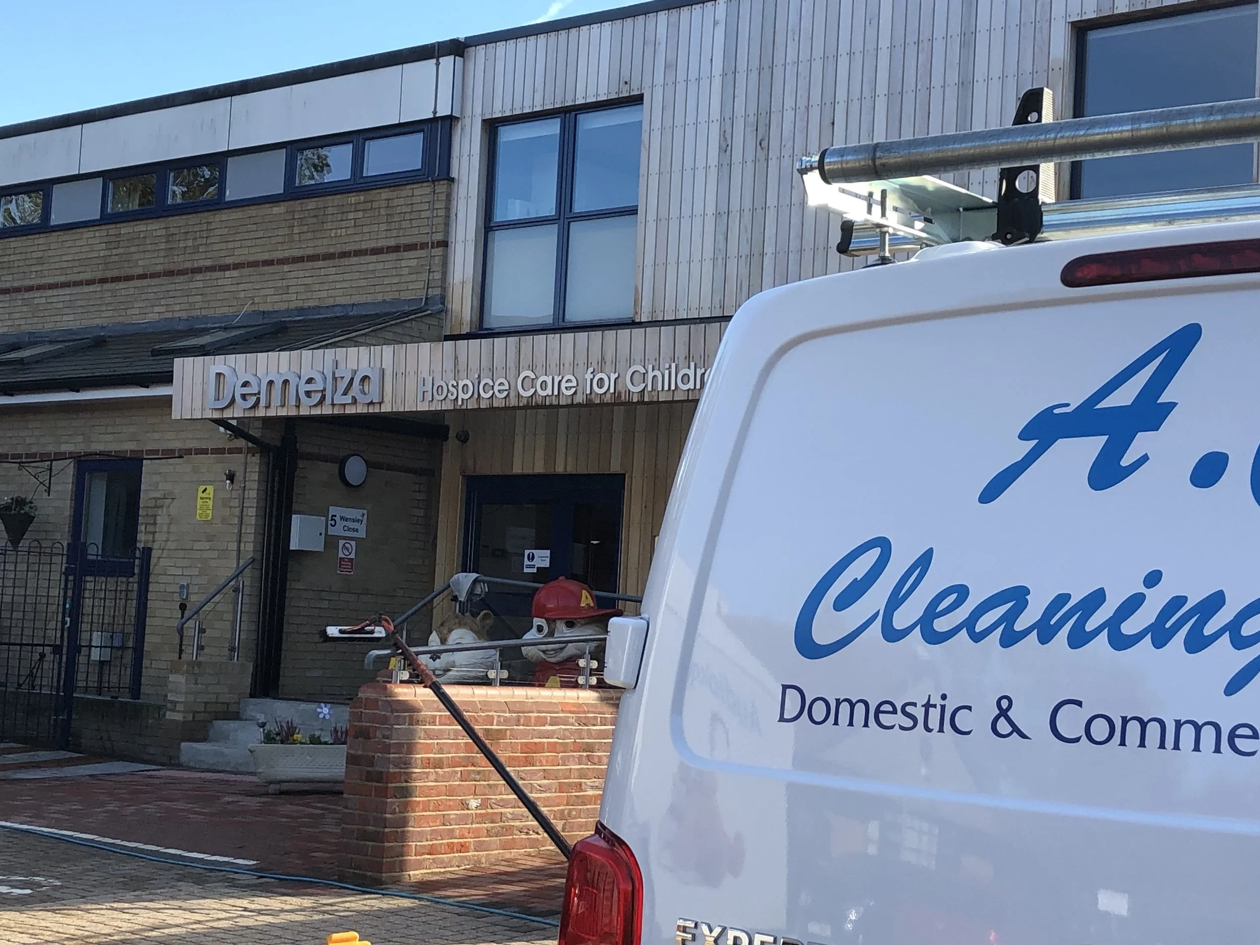 ACE clean the windows at Demelza Children’s Hospice in Eltham every 1/4 free of any charge in recognition of the fantastic work the charity provides for the local community.