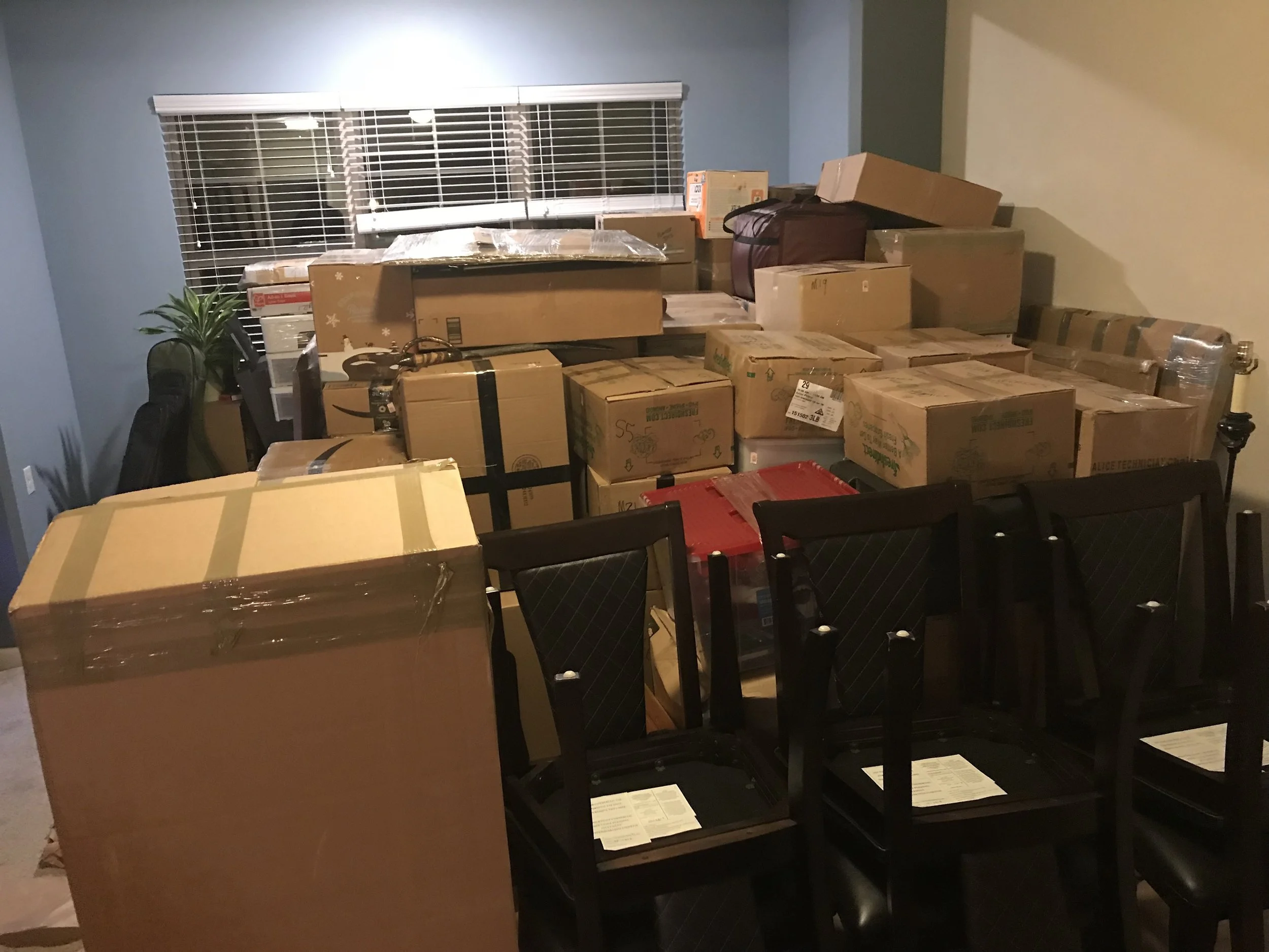 Charter Van Lines long awaited, late night delivery