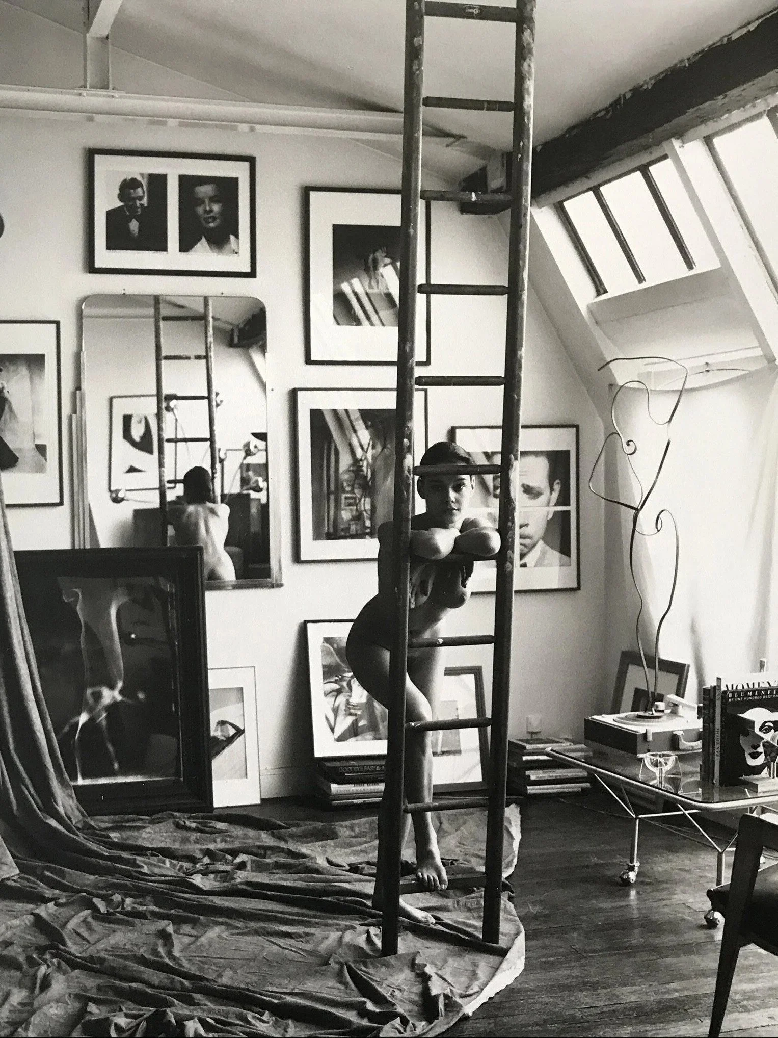 LINDA BUJOLI BY MARK ABEIT, 1993