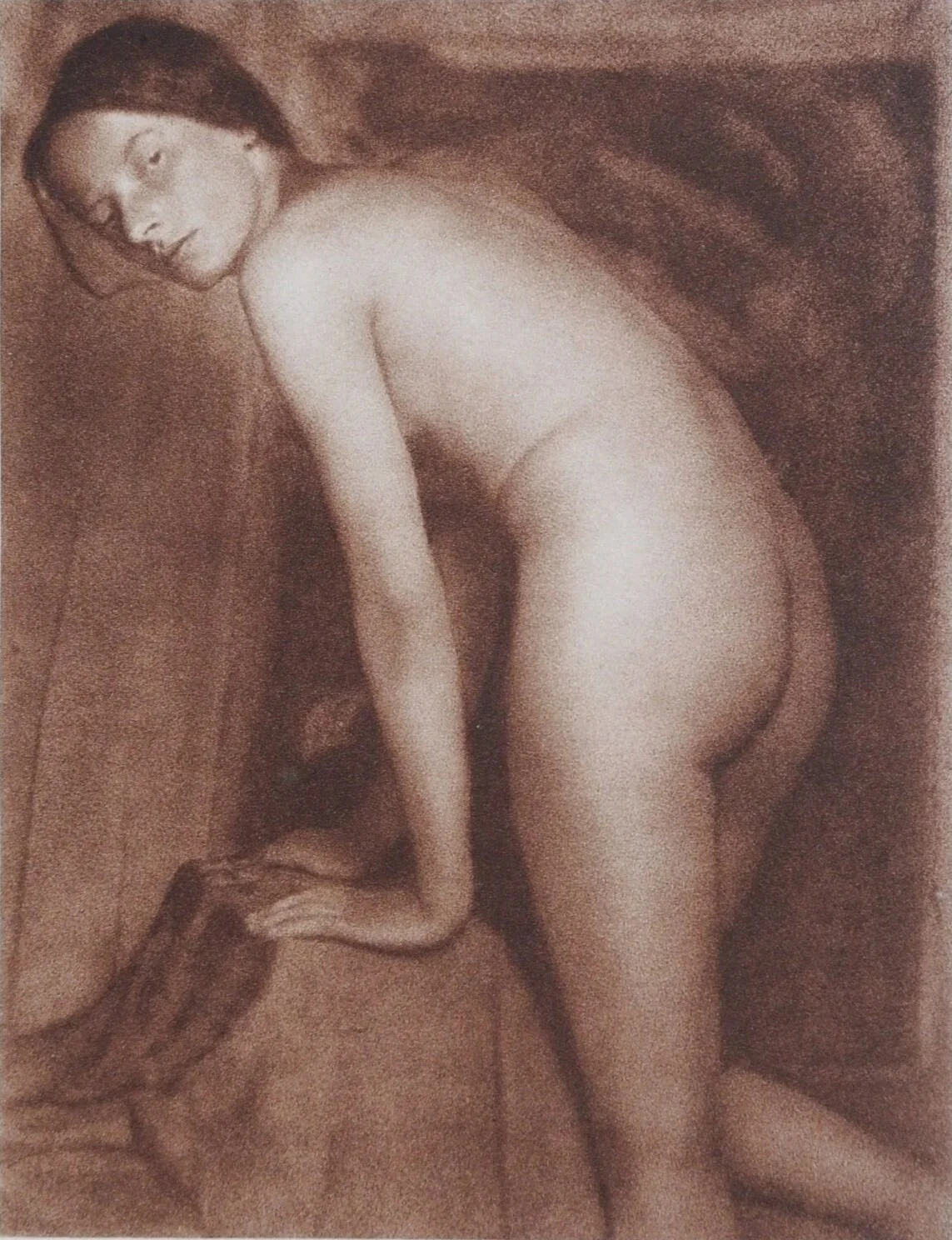 https-%3Aunregardoblique.com%3A2022%3A06%3A25%3A3-nudes-by-lendvai-dircksen%3A+2.jpg