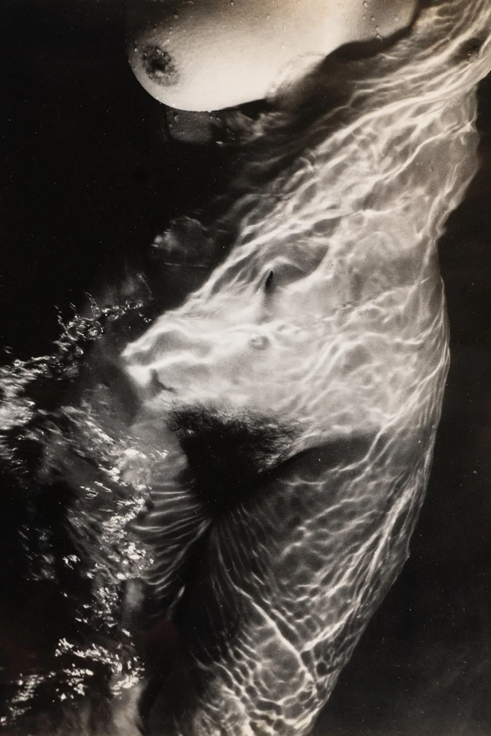 %22NUS DE LA MER%22 BY LUCIEN CLERGUE 19602.jpg