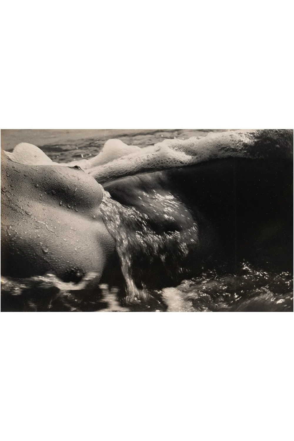 %22NUS DE LA MER%22 BY LUCIEN CLERGUE 1960.jpg