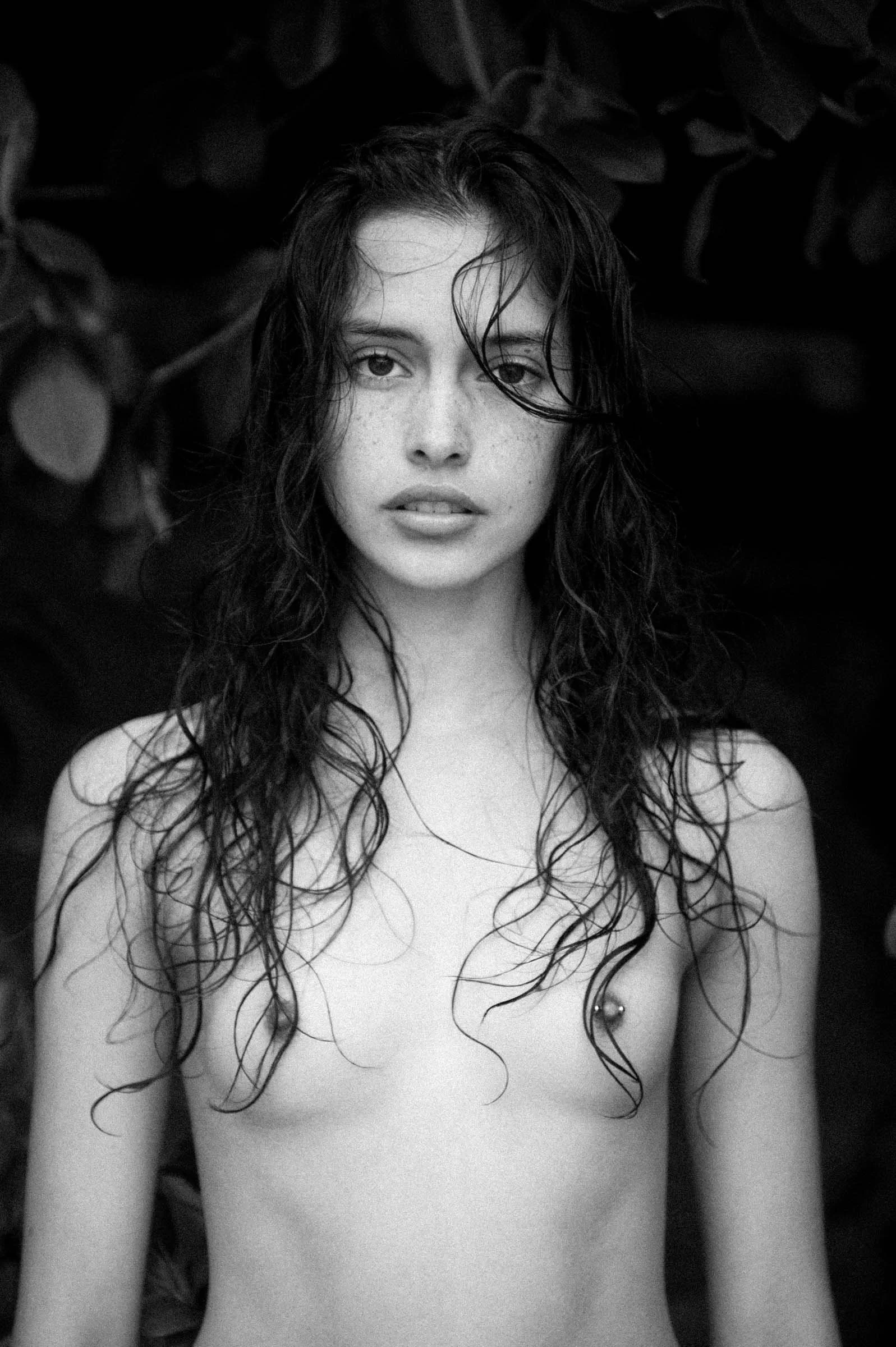 ZOË BARNARD BY TIM SWALLOW