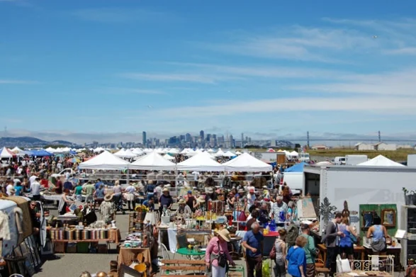 AlamedaPointAntiquesFaire.jpg