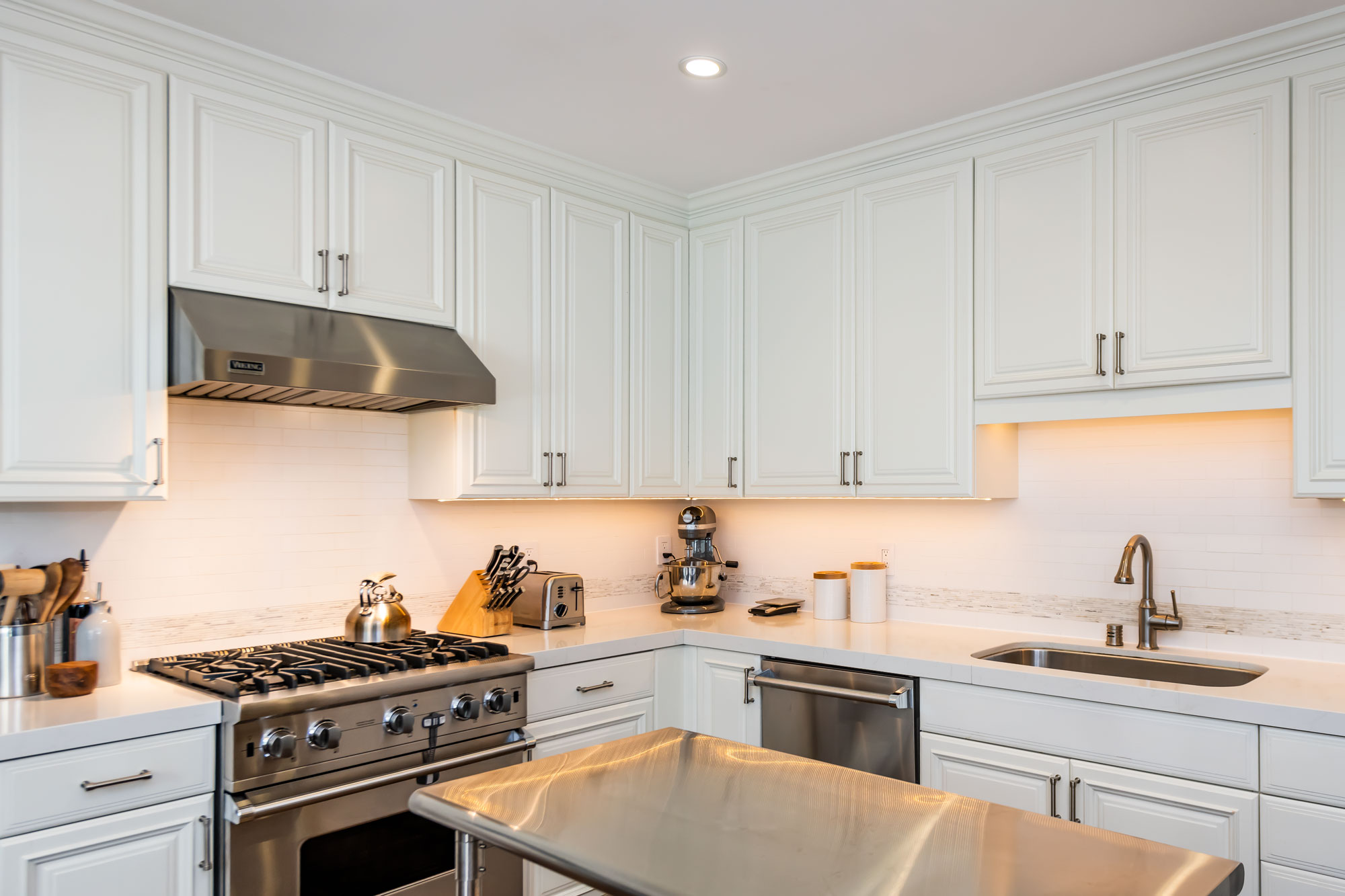 kitchen-2.jpg