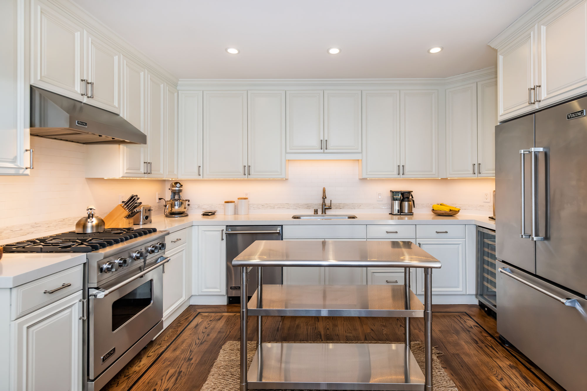 kitchen-1.jpg