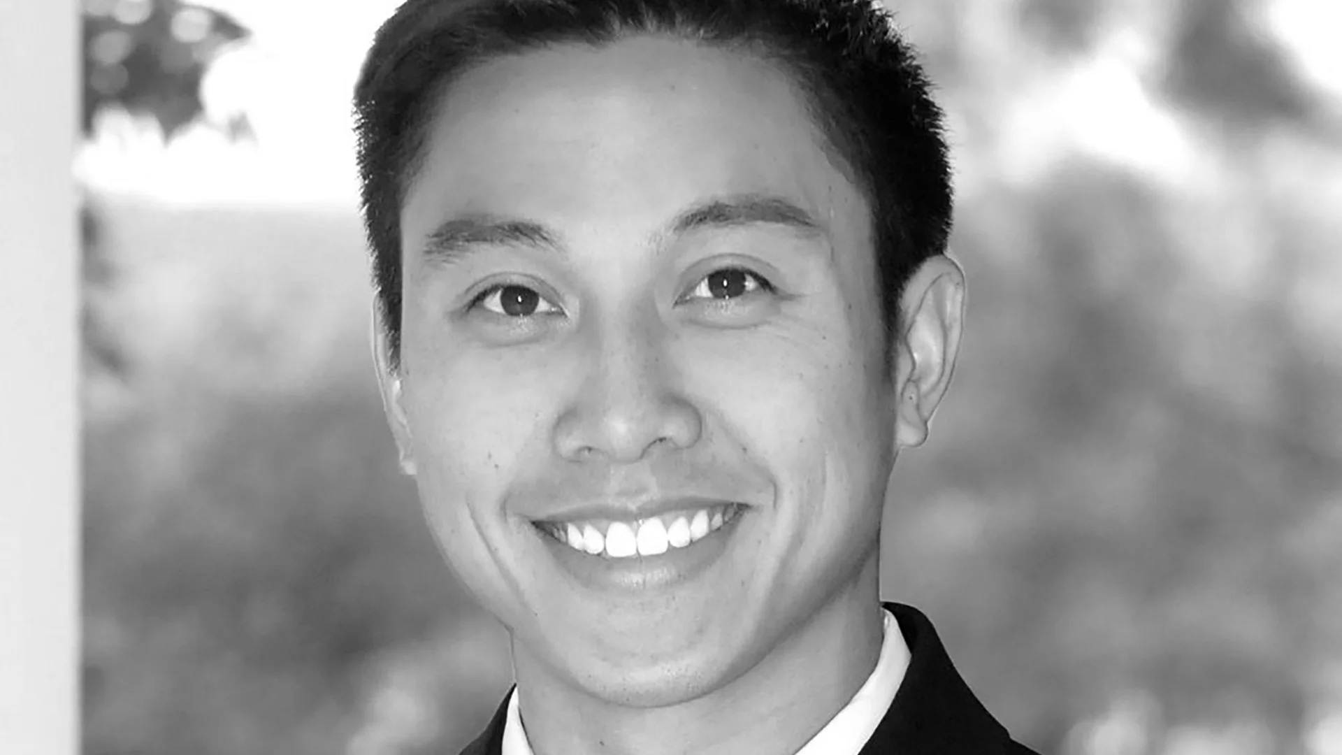 Dr. Kenneth Hoang.jpg