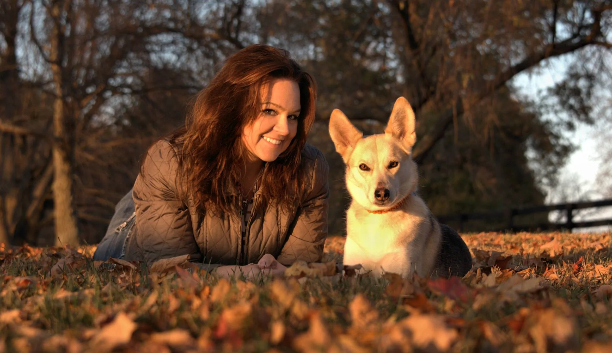 Samantha (founder/photographer) and Wyleigh (her right hand)