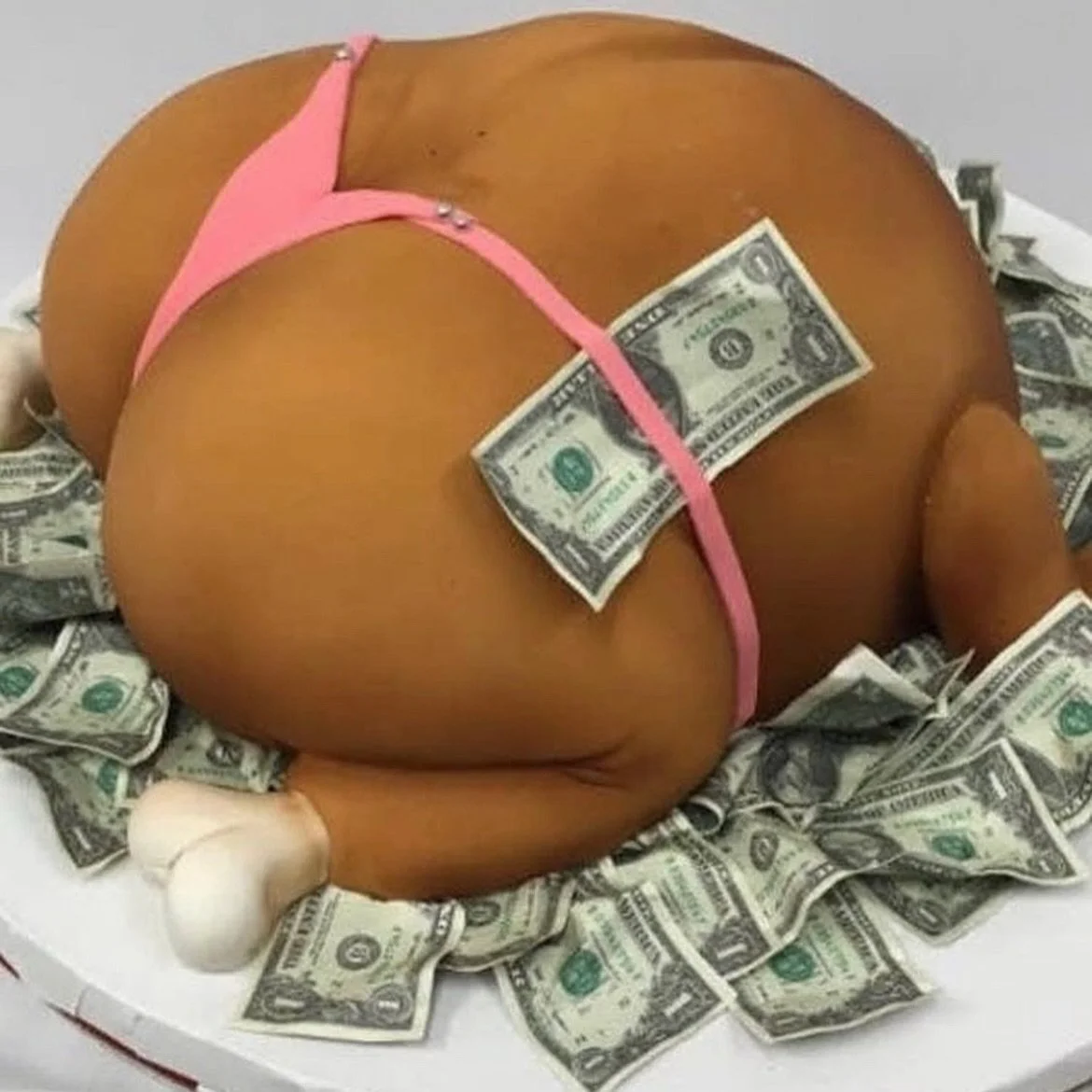 CLOSED THANKSGIVING 🍗

Luckily our friends @pacificstandardpdx will be open and waiting for yall 🦃

Oh and it&rsquo;s LANDBACK always and forever! ✨