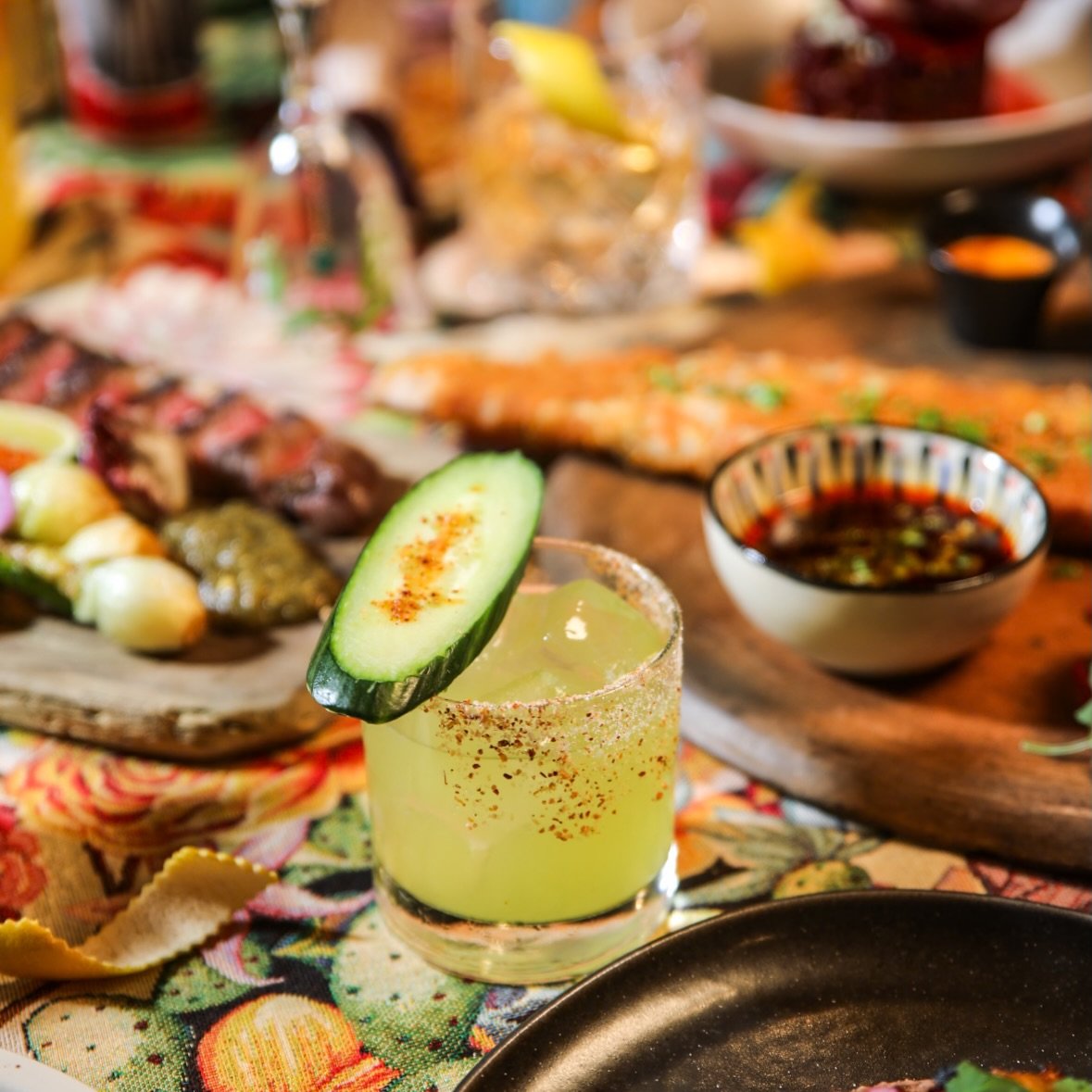 Who is Foolin Who!? 

Nothing beats a spicy marg when you start getting the taste of spring sunshine. 

Brighter Days Ahead 💋
Lime, Jalape&ntilde;o, Sherry, and Tequila or Mezcal!

📸
@_castellan0s_