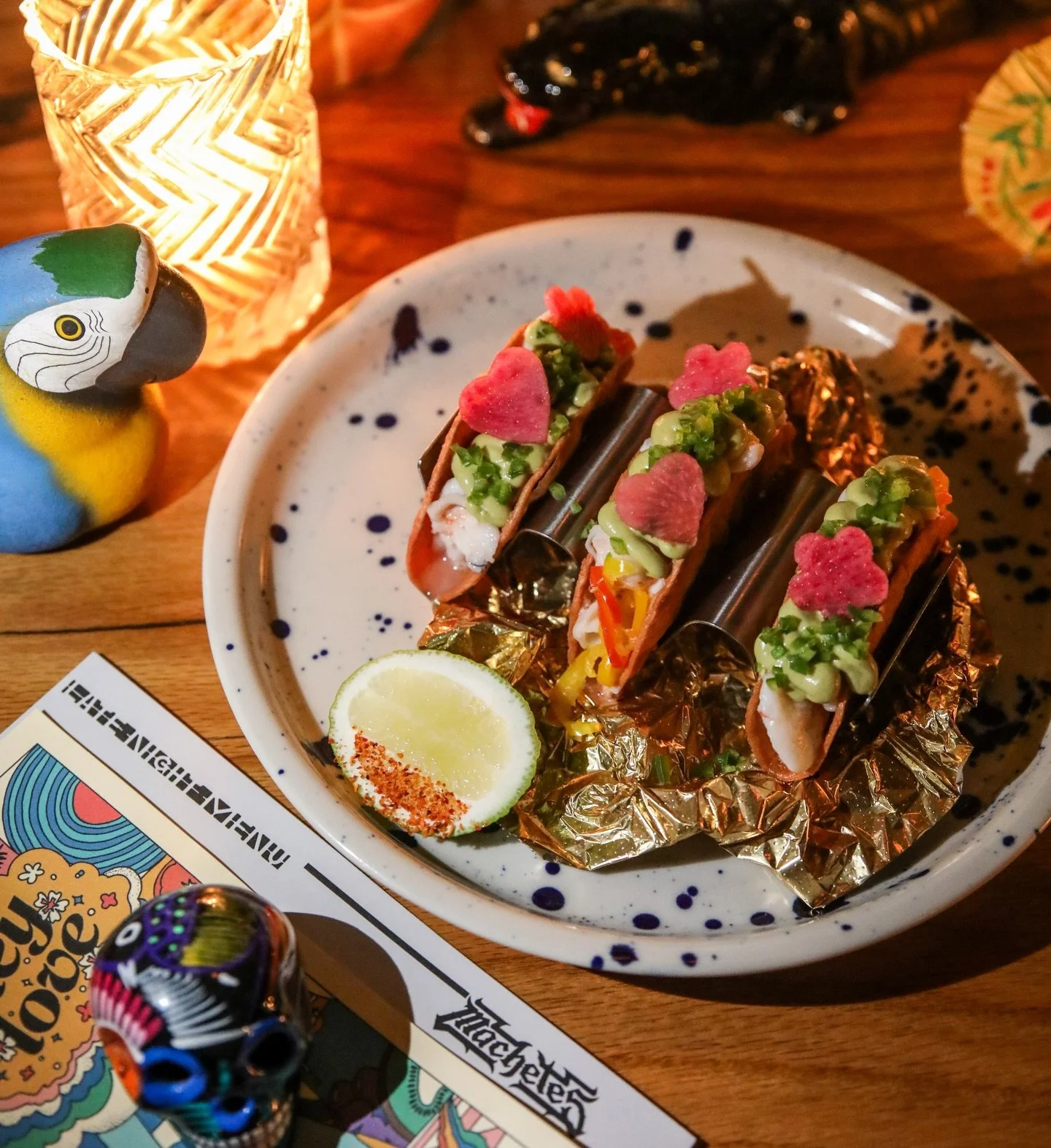 Late night antojos.

Ceviche Tacos 🌮 
shrimp al mojo de ajo, pickled Fresno, guacachile y crudit&eacute;.

Late night food 
9 &lsquo;til close daily🌜 don&rsquo;t be shy.

📸 @_castellan0s_