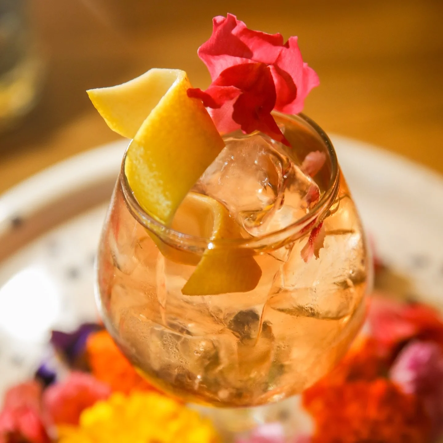 Roku Gin &amp; Tonic 
🌸 Sakura Bloom Edition 🌸

Roku Gin, Cr&egrave;me De Violet, Cassis de Bourgogne, Lemon Peel, Tonic

@suntory_rokugin @aussiebarcat