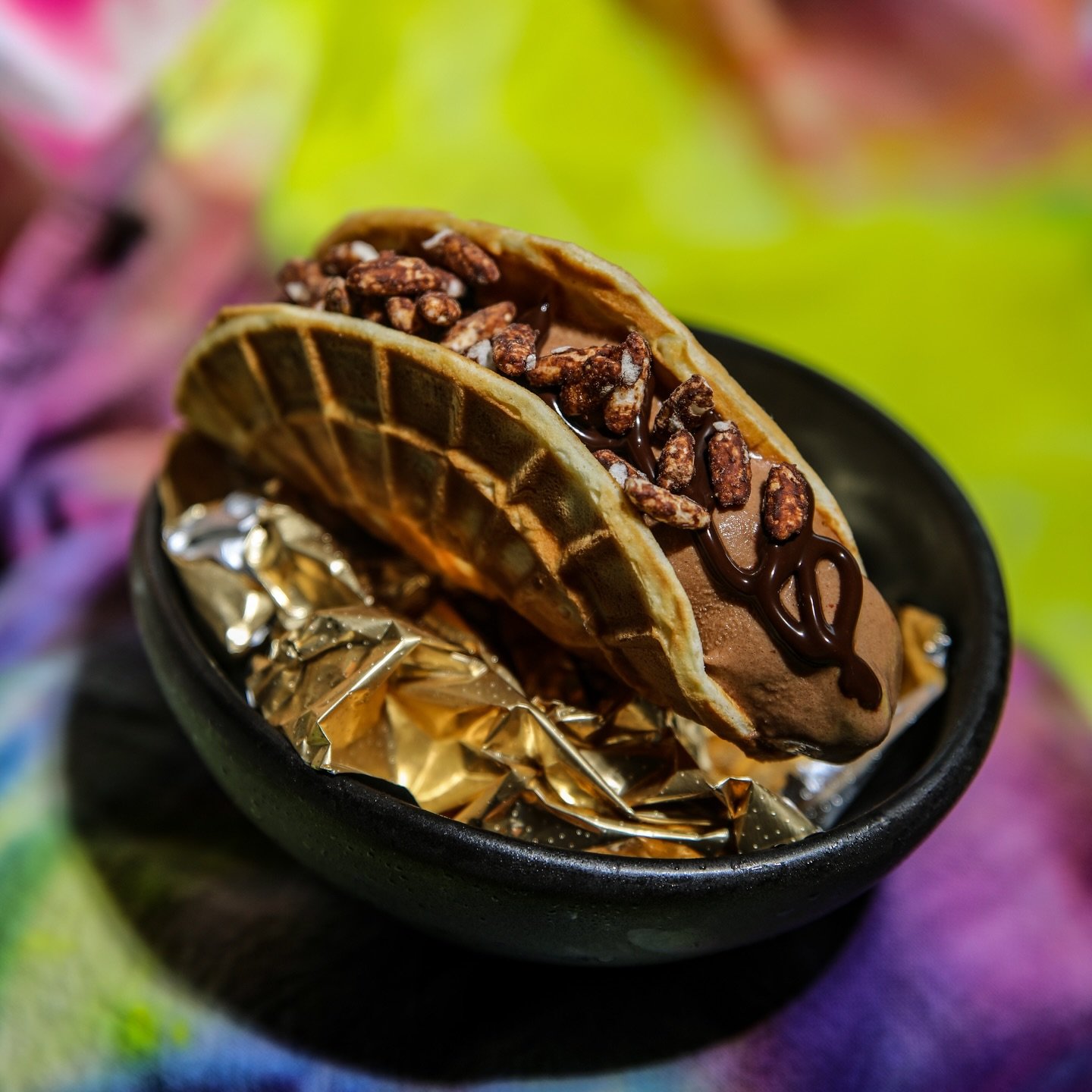 @metlapil.rest &amp; @machetes.pdx Dinner tonight&hellip; and don&rsquo;t skip dessert 😏

The Xoco Taco is doing the most: xocolate ice cream, salsa de chocolate, chococrispies.
Sweet, a little extra, and getting way too much attention for a one-nig