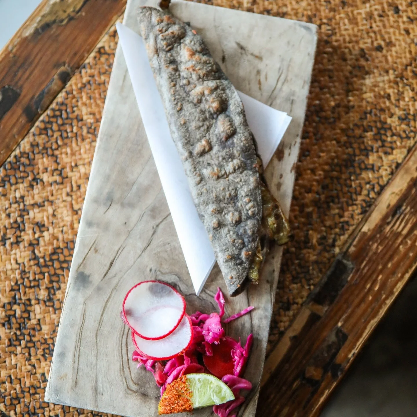 HAPPY HOUR IS FINALLY BACK! 
3PM-5PM SUN - THURS! 🇲🇽

DIME CLASSICS! MACHETITOS  y M&Aacute;S!