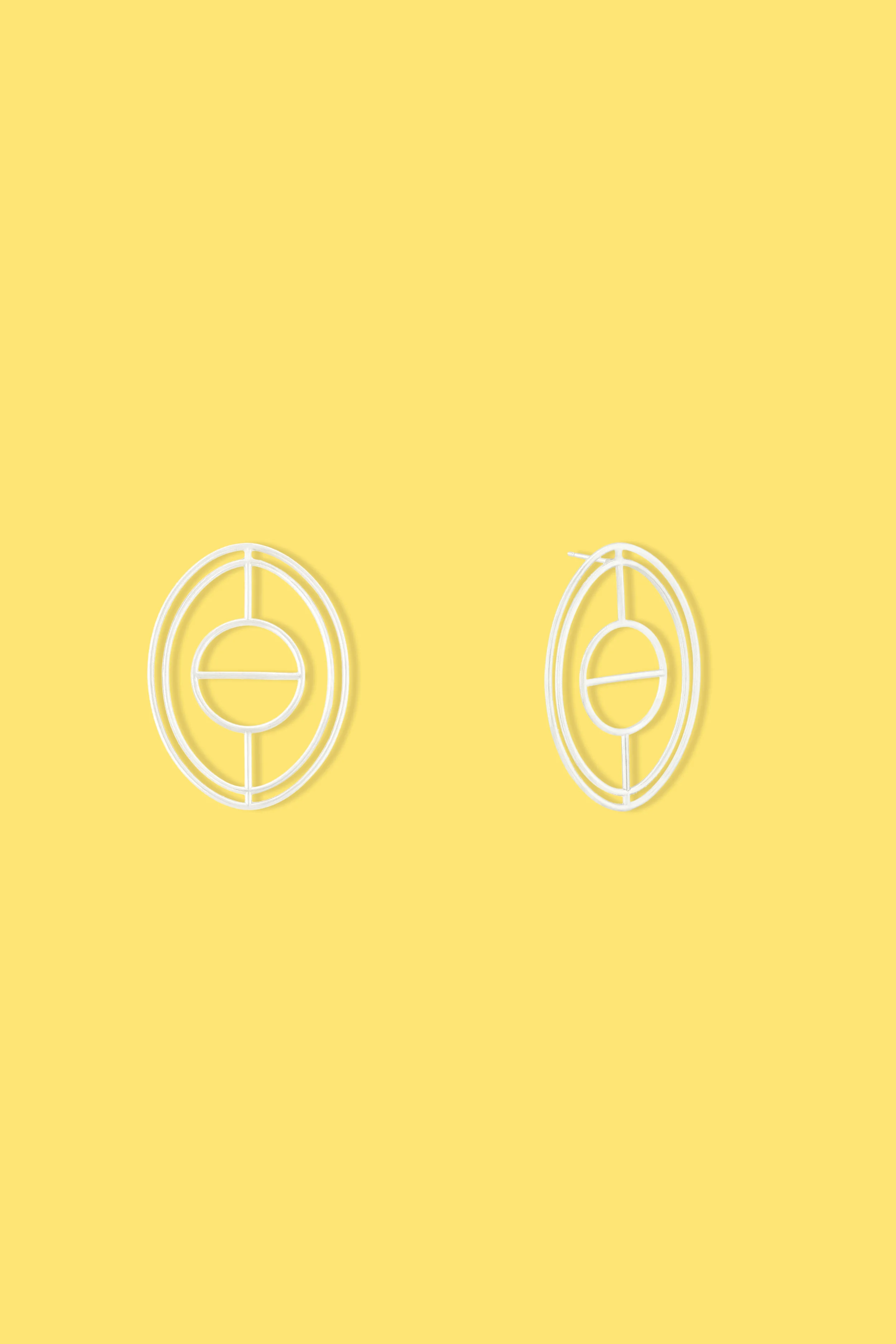 JUNE_NINETEEN_SILVER_WEIMAR_EARRINGS_2.jpg