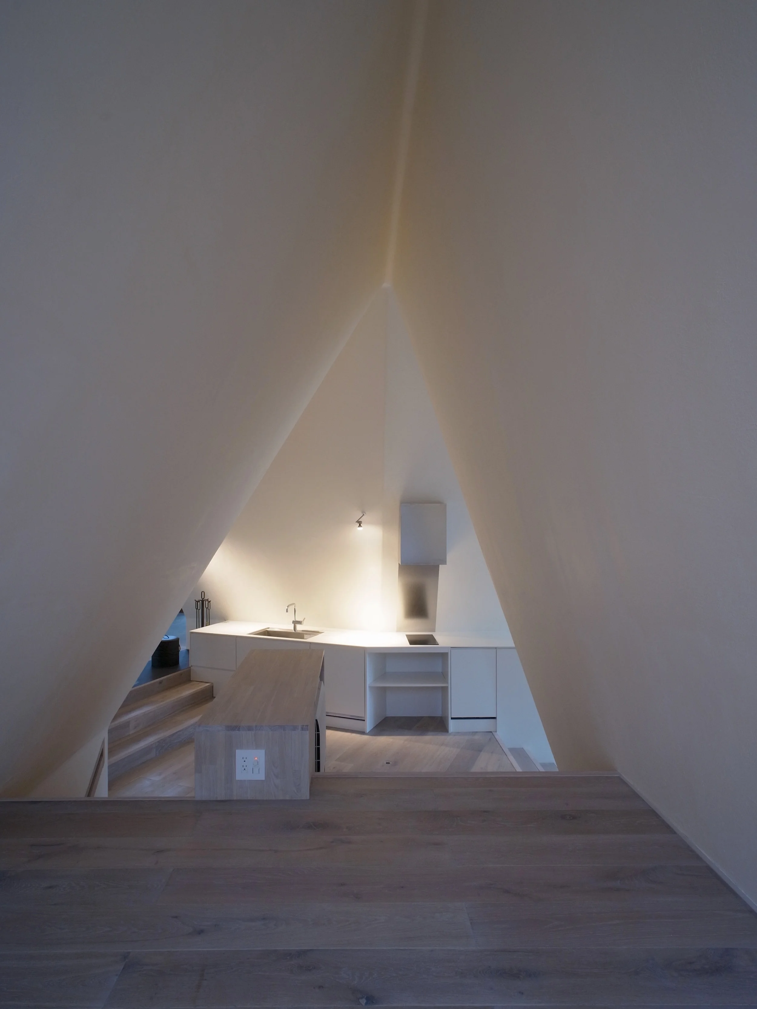 R0016108+.jpg